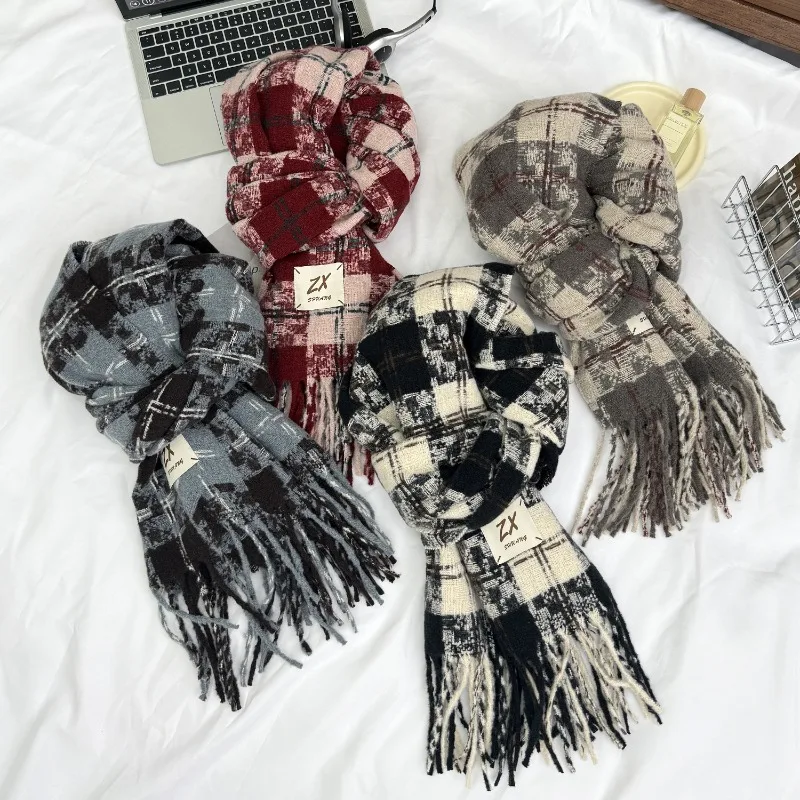 

Новый стильный клетчатый шарф премиум-класса для женщин, осенне-зимний универсальный теплый студенческий шарф с бахромой и толстой шеей ​