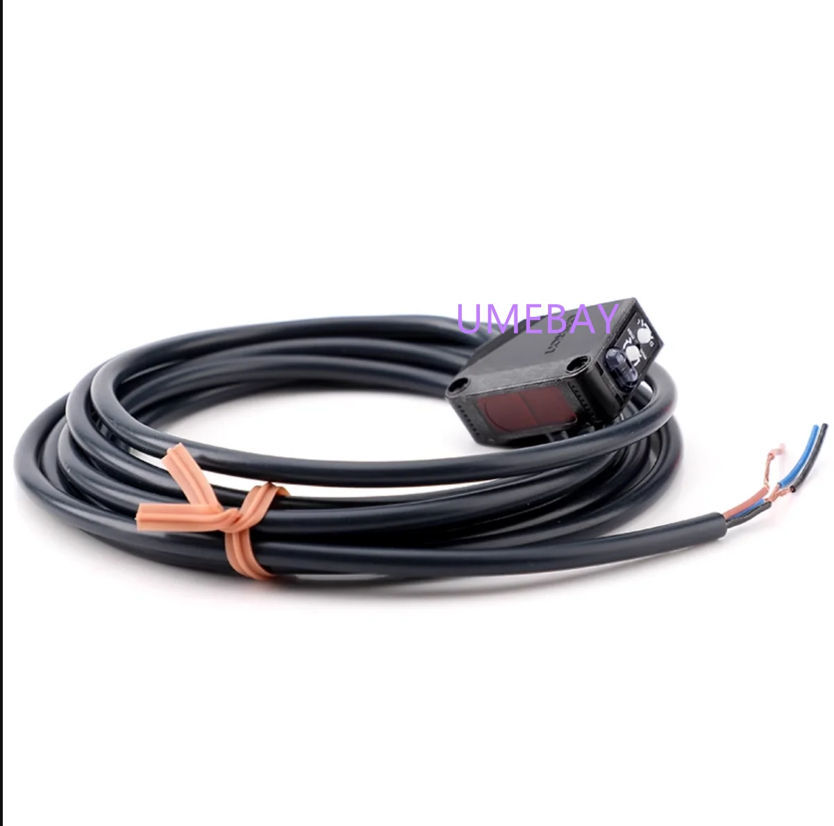 1 piece,, Photoelectric switch  , with reflector ,   E3Z-R61  /   E3Z-R81   /  E3ZG-R61  /  E3ZG-R81