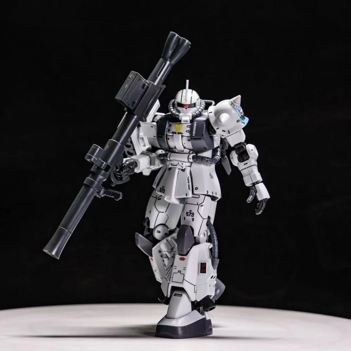 

Xingdong 1:144 Hg White Wolf Zaku Сборочные модели Gto Zaku2 Фигурка Mech Ms-05 Статуя Zaku Аниме Фигурка Коллекция Детская игрушка