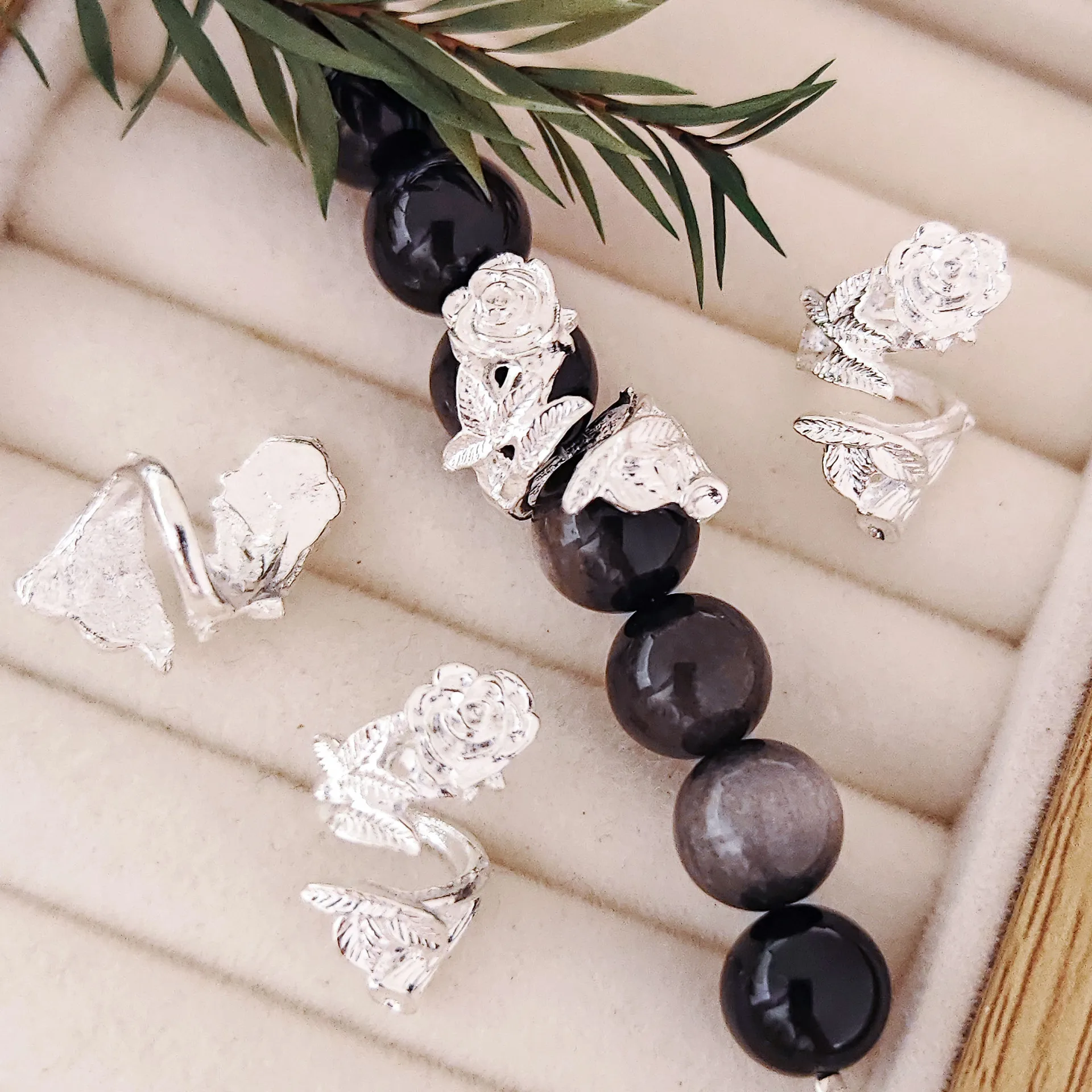 10Pcs Rose Flower Hair Ring Accessories Beads Hair Braid Rings Clips Dread Locks Hair Braiding Metal Cuffs Decoration