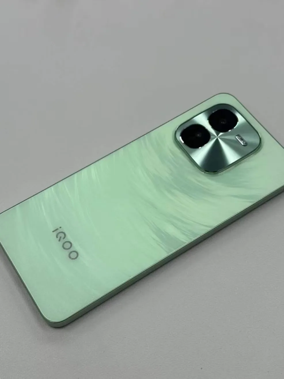 iQOO z9x 5g SmartPhone 50MP Camera 6000mAh Original Android CPU Snapdragon 6 Gen1 Used Phone