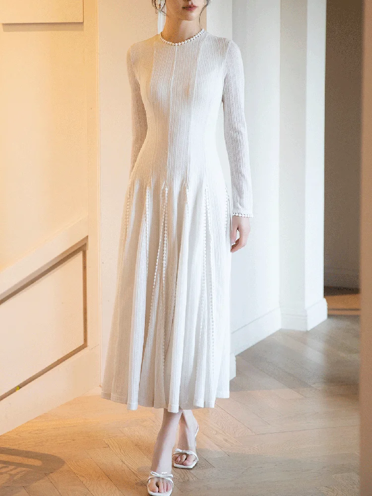 QMQA-女性のための透かし彫りメッシュスプライシングドレス,スリムウエスト,刺繍レース,大きなスイング,モノクロ,エレガント,ファッション,a768