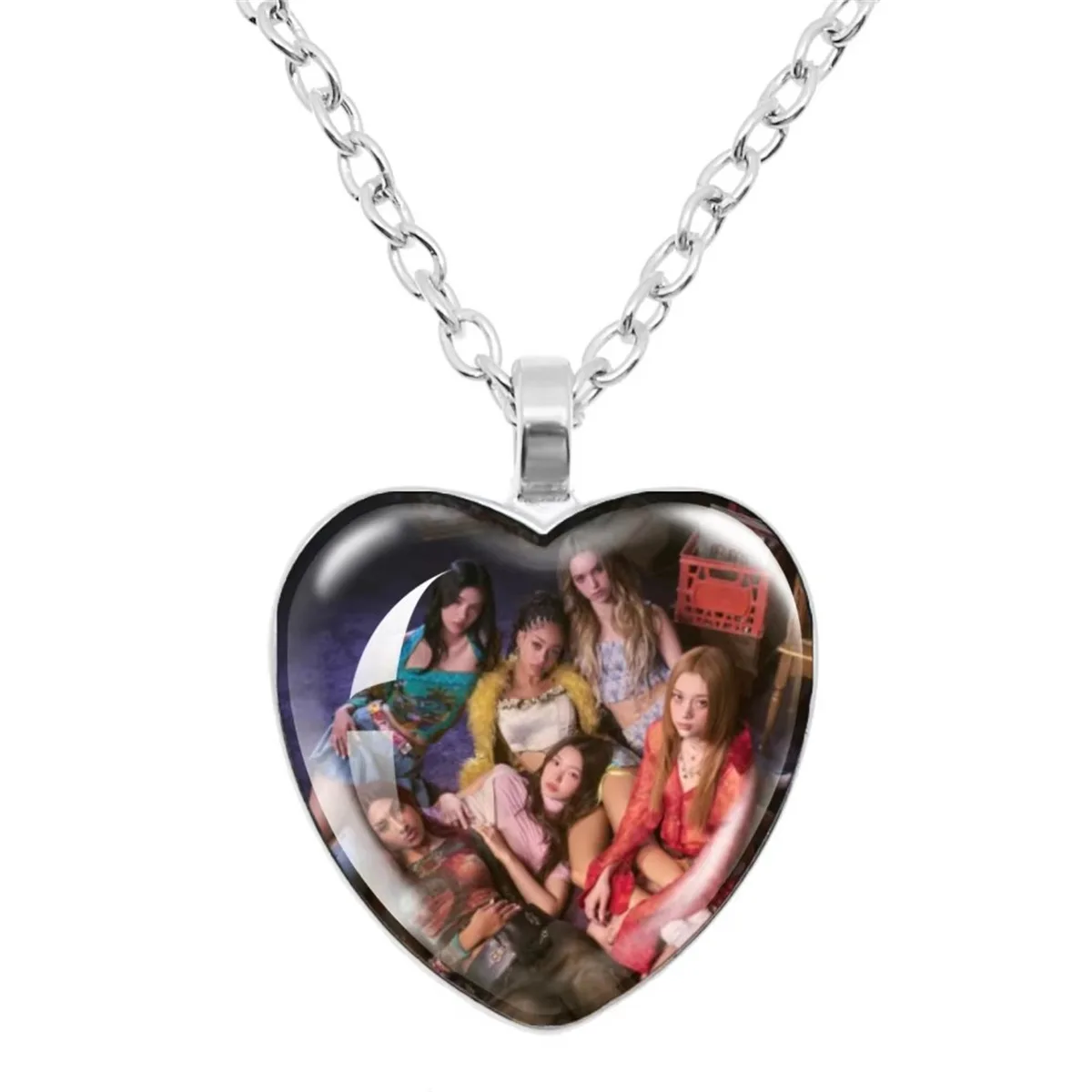 KATSEYE Time Stone Heart-Shaped Pendant Necklace