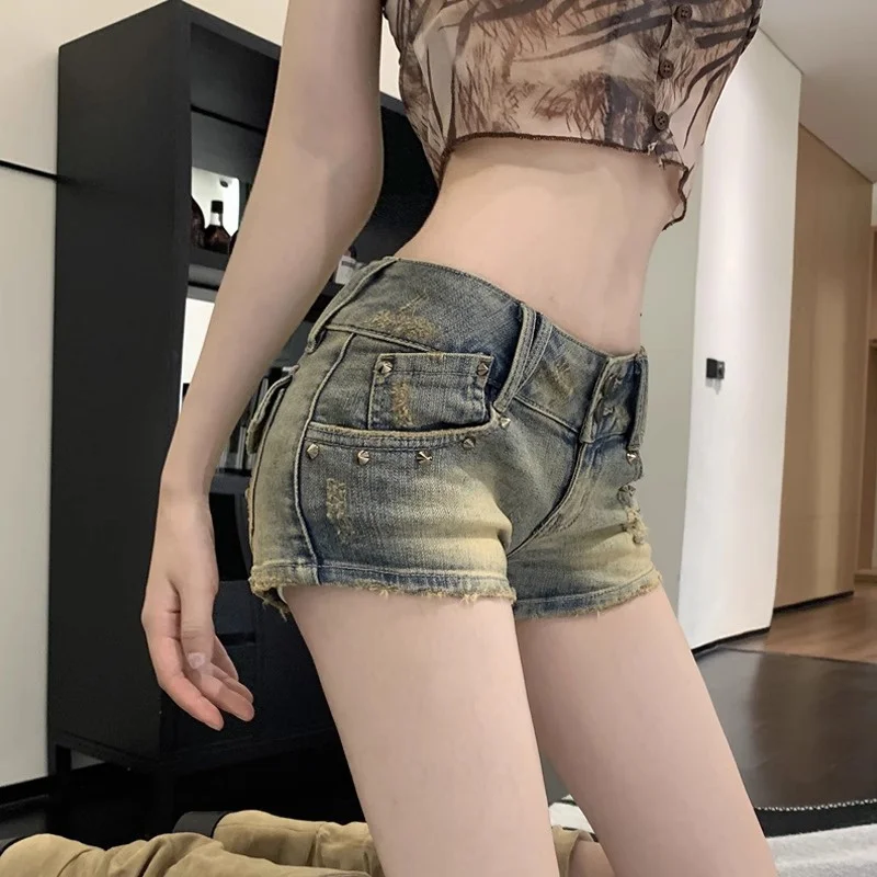 

Retro Denim Mini Shorts For Women Summer American Sexy High Street Hot Pants Washed And Torn Low-Waist Figure Hugging Pants