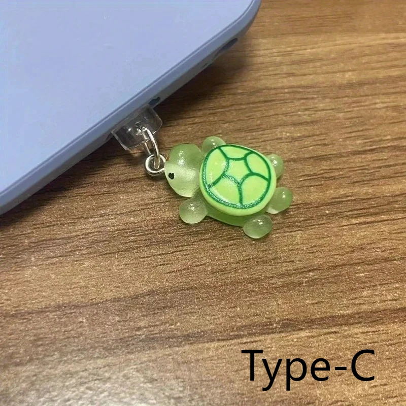 1 unidade de pingente decorativo de tartaruga verde para celular, acessório anti-poeira, adequado para porta de carregamento Tipo-C