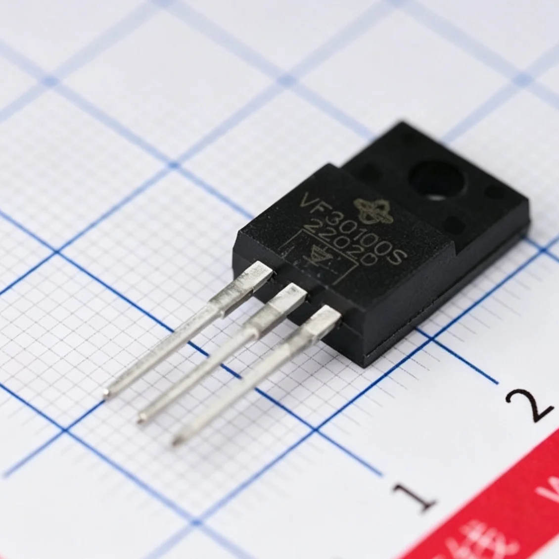 10PCS VF30100S-E3/4W Marking VF30100S TO-220F ITO-220AB 100V 30A 910mV 1mA NEW Original MOS Barrier Schottky Rectifier diodes