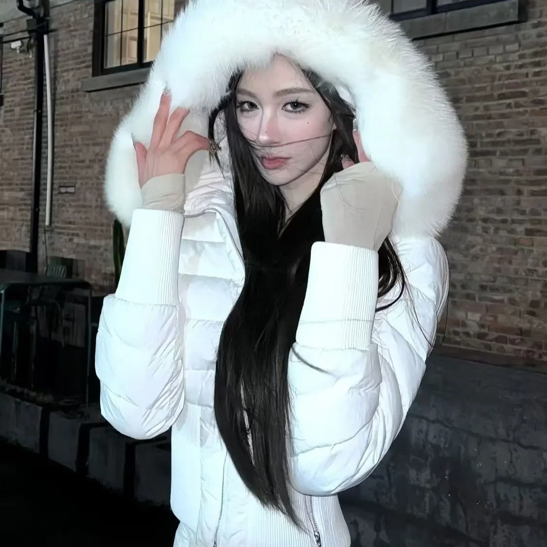 

Корейский стиль, короткий меховой пуховик с капюшоном для женщин, зимнее хлопковое однотонное свободное зимнее пальто для женщин, новый стиль 2025 года