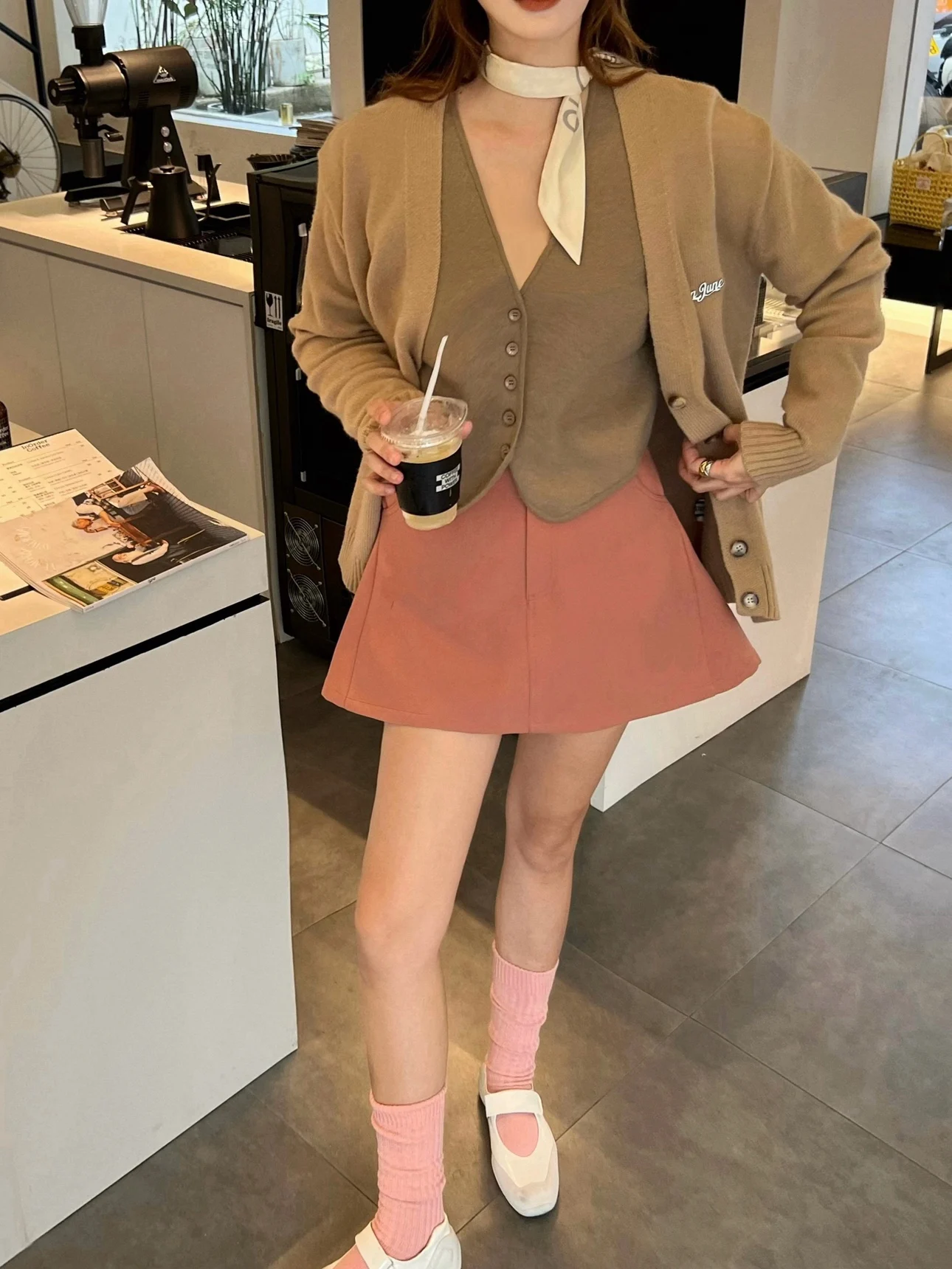 

Женский костюм INJUNE Dr ter Class Practice: универсальный юбочный костюм с высокой талией, А-силуэт, однотонный, в корейском стиле