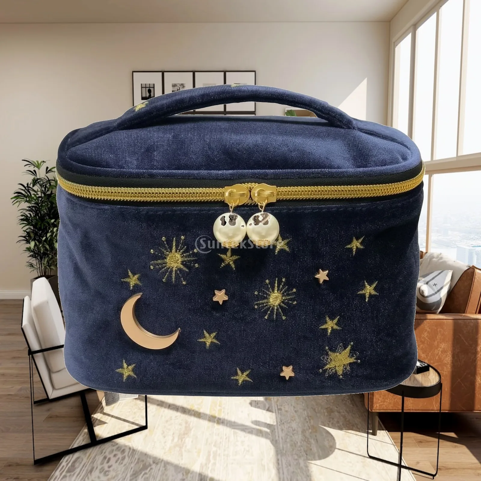 Velvet Cosmetic Bag Soft Travel Cosmetic Bag Velvet Pouch with Tassel Elegant Zipper Makeup Pouch Versatile