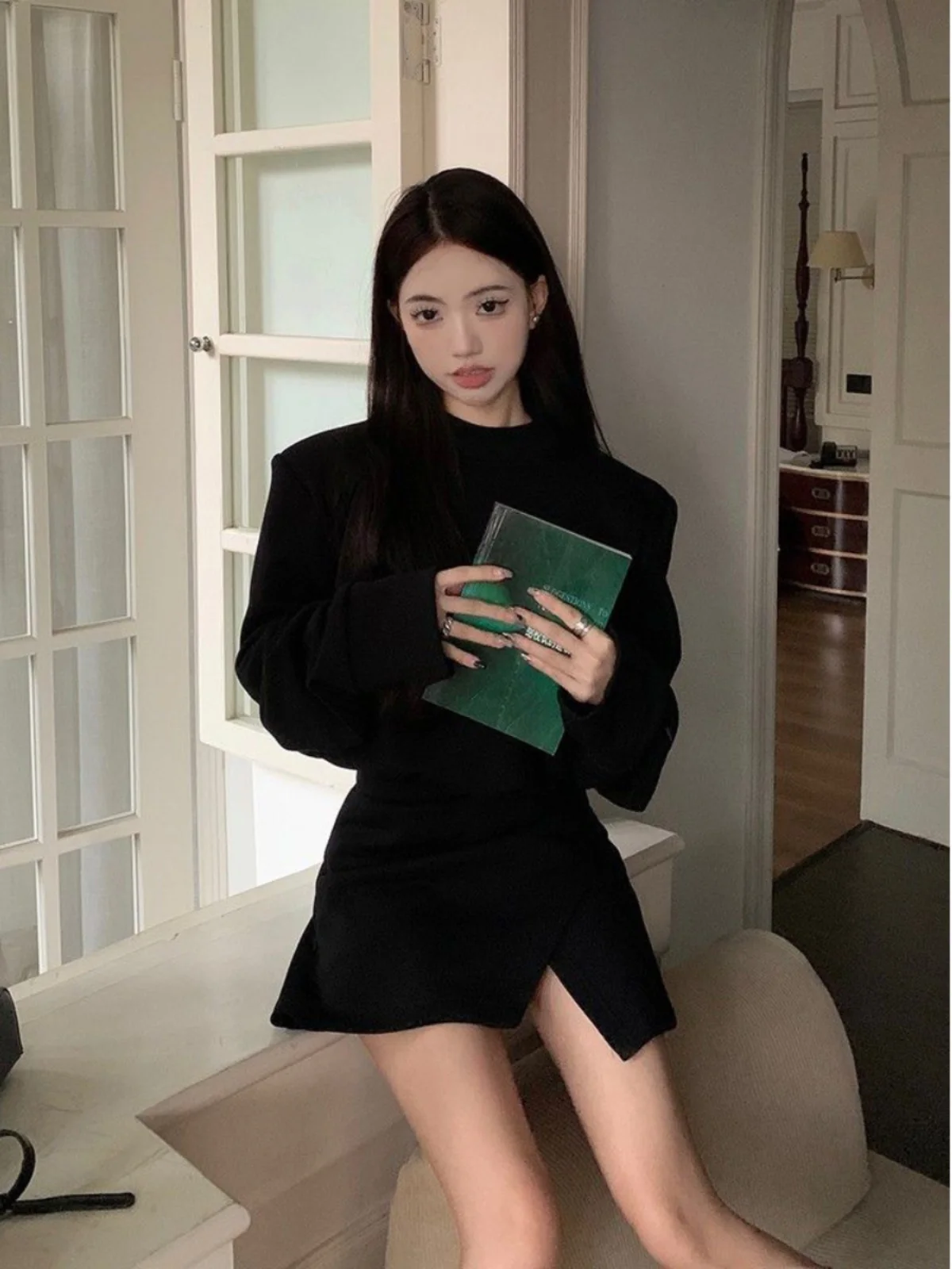 Hebe Style Luxury Women's Fashion Set Autumn Winter New Fleece Lined Hatless Sweatsuit And  Skirt Two Piece Suit