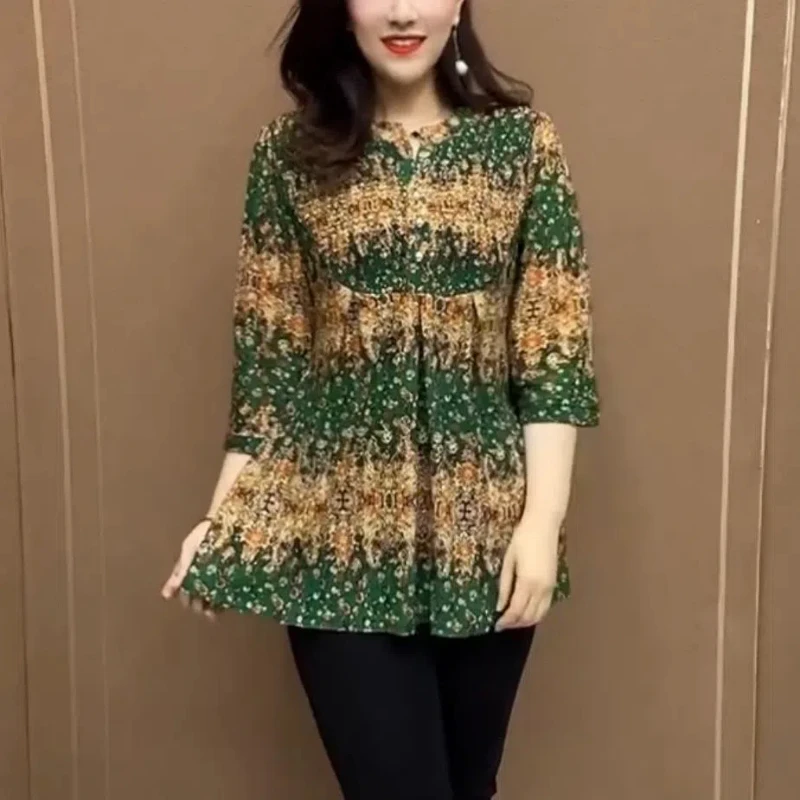 2024 Fashion Gradient Mother Dress Summer New Pattern Loose Display Thin Medium and Long Styles Three Quarter Office Lady Tops