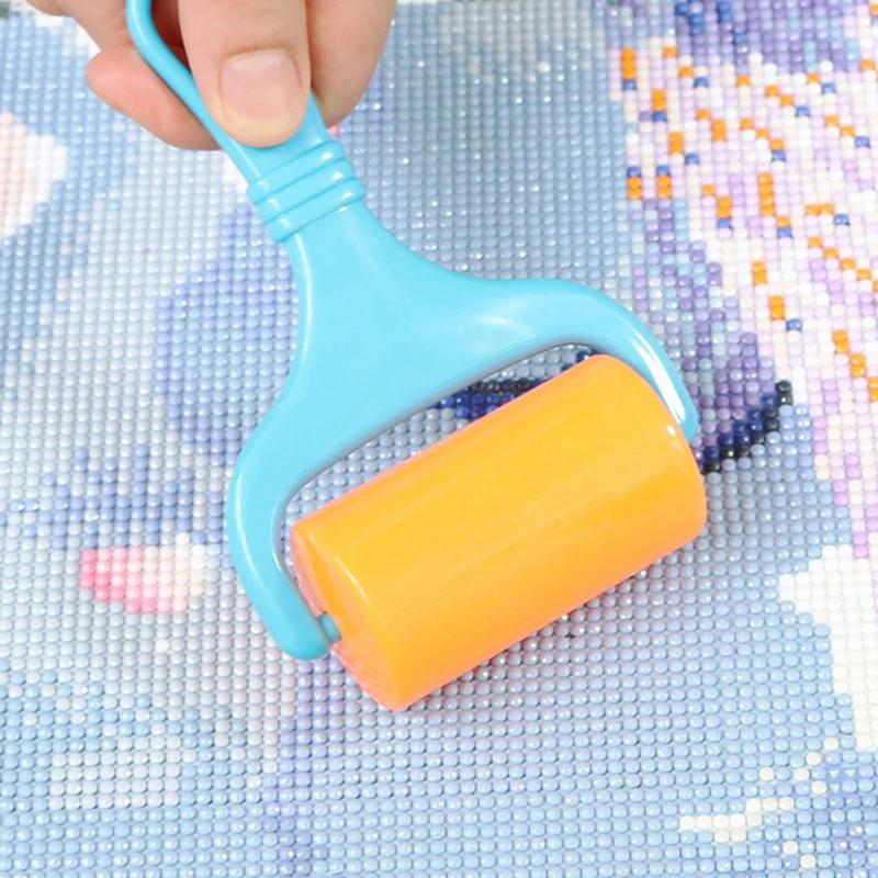 5D Cross Stitch Tool Plastic Roller (Color Random) DIY Home Sewing Accessories