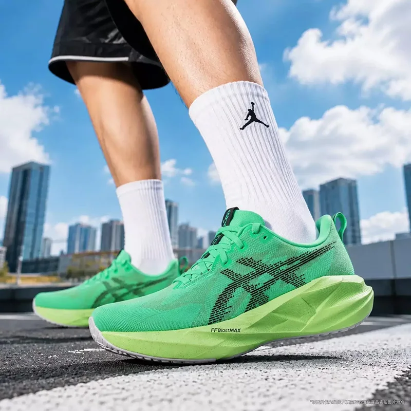 ASICS Official Authentic Men's Running Shoes NOVABLAST 5 Cushioning and Breathable Sports Shoes 1011C224-30