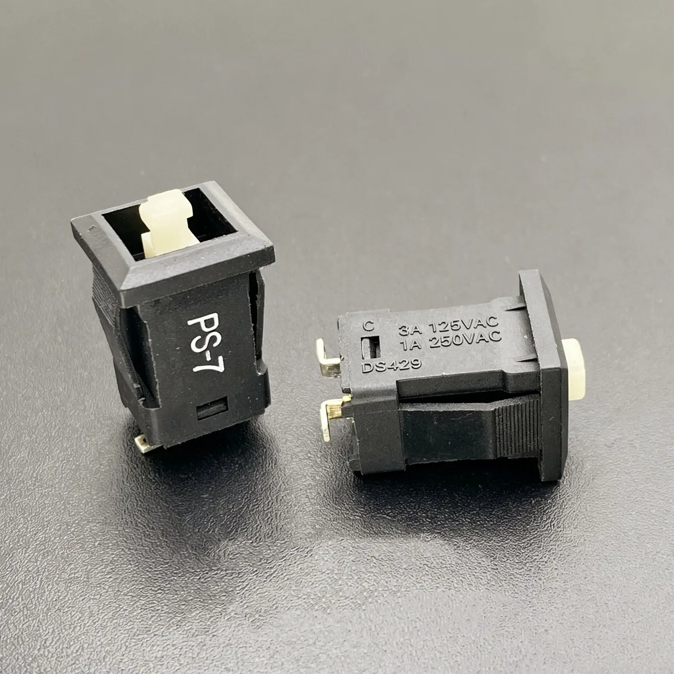 Original New 100% DS429 PS-7 Self-Locking Switch Power Button Square 2Pin 1A Car Water Dispenser Mixing Console With Lock Button
