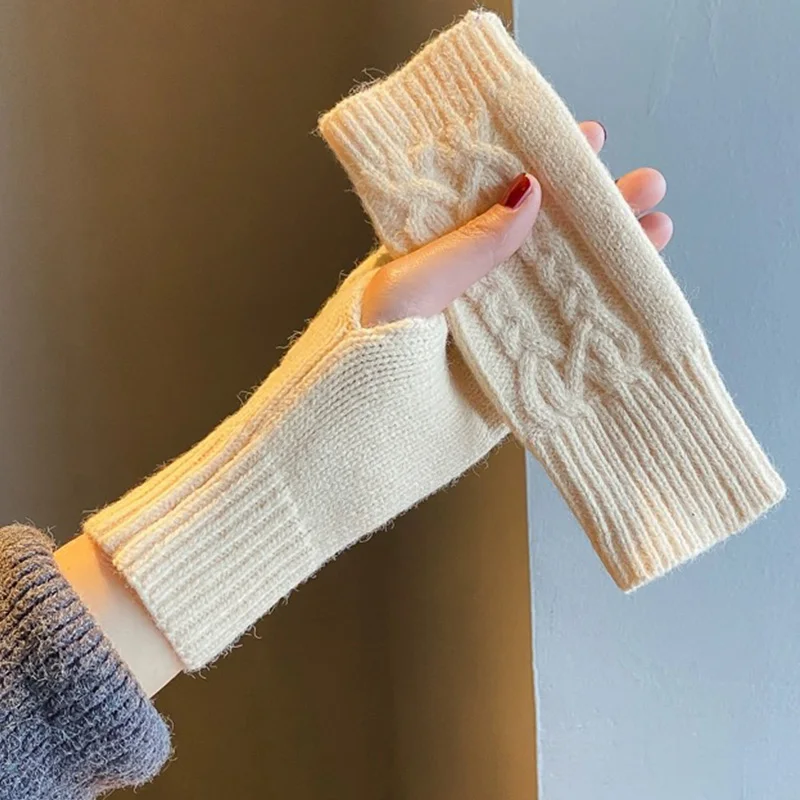 ผู้หญิงอุ่นยาว Fingerless ถุงมือฤดูใบไม้ร่วงฤดูหนาว Mitten ขนสัตว์ถักแขนอบอุ่นข้อมือแขนบางสบายๆ Fingerless ถุงมือ