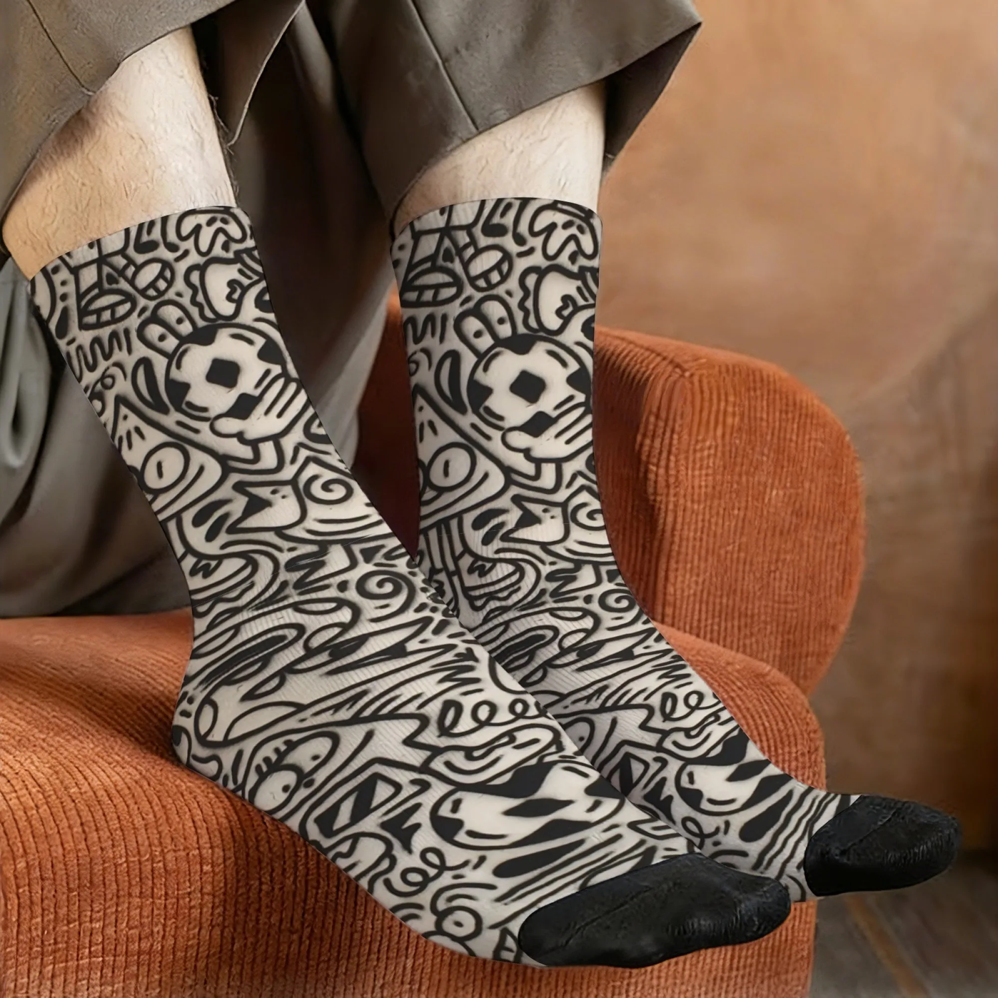Retro abstract street graffiti print men's socks comfortable breathable non-slip casual socks fun gift for parties and holidays