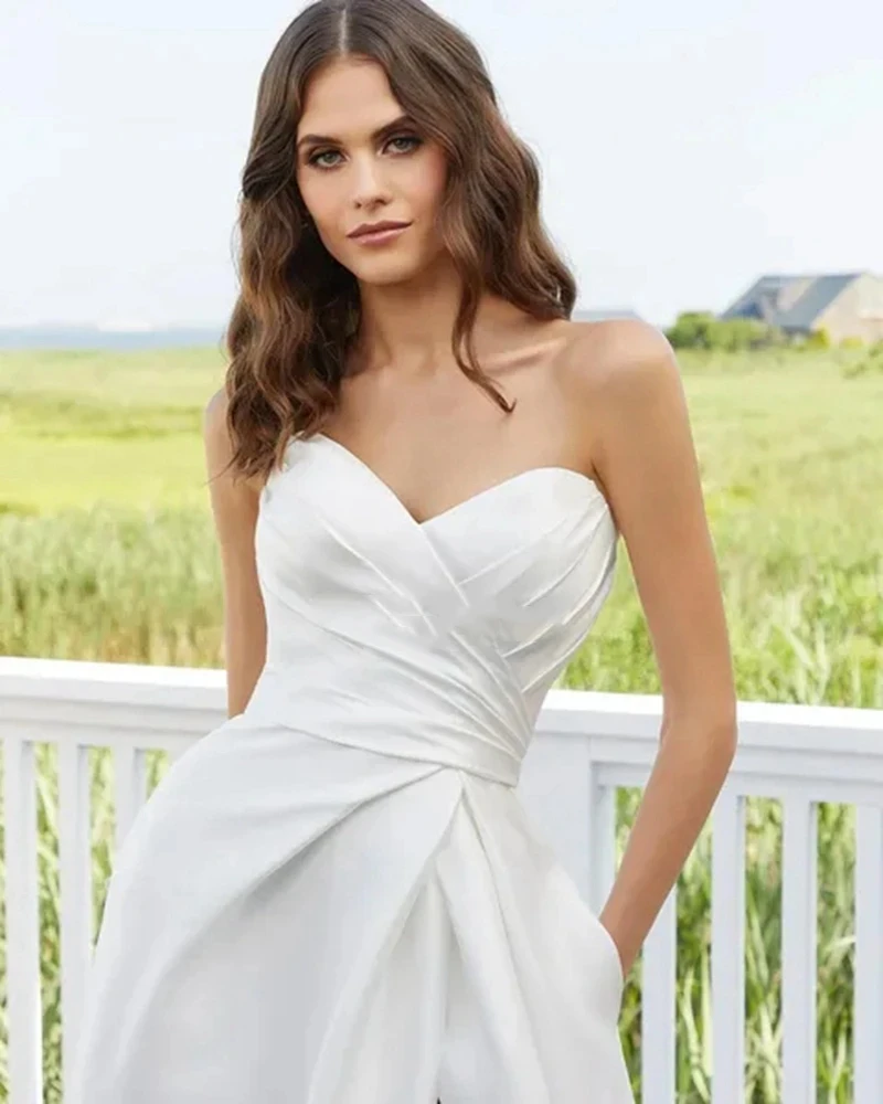 Simple White Luxury Wedding Dresses New Strapless A-Line Bridal Gowns Sleeveless Vintage Satin Backless Vestidos De Novia W10292