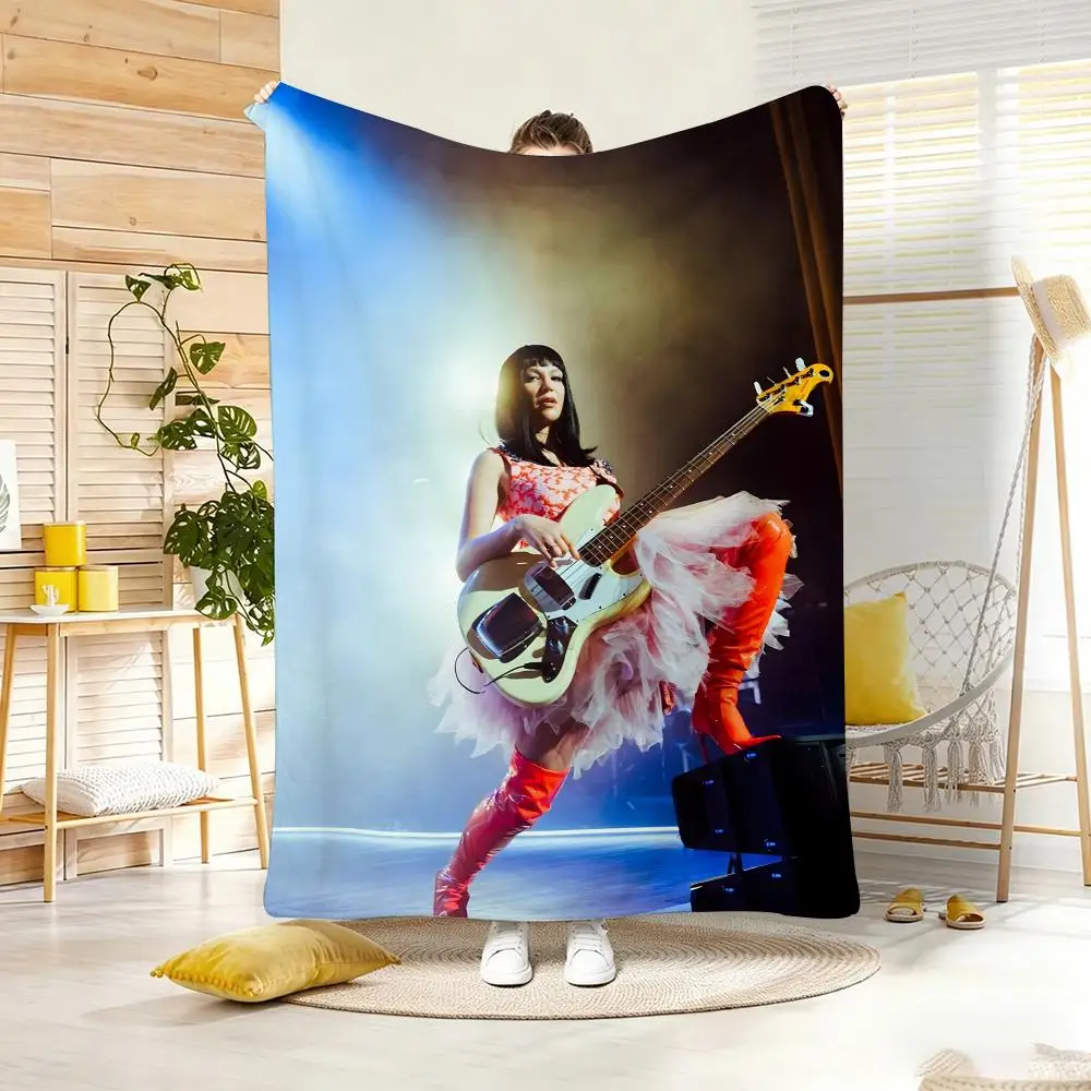 Indie Band K-KhruangbinS Throw Lightweight 240g Flannel Blanket Soft Skin-friendly for Summer Cooling