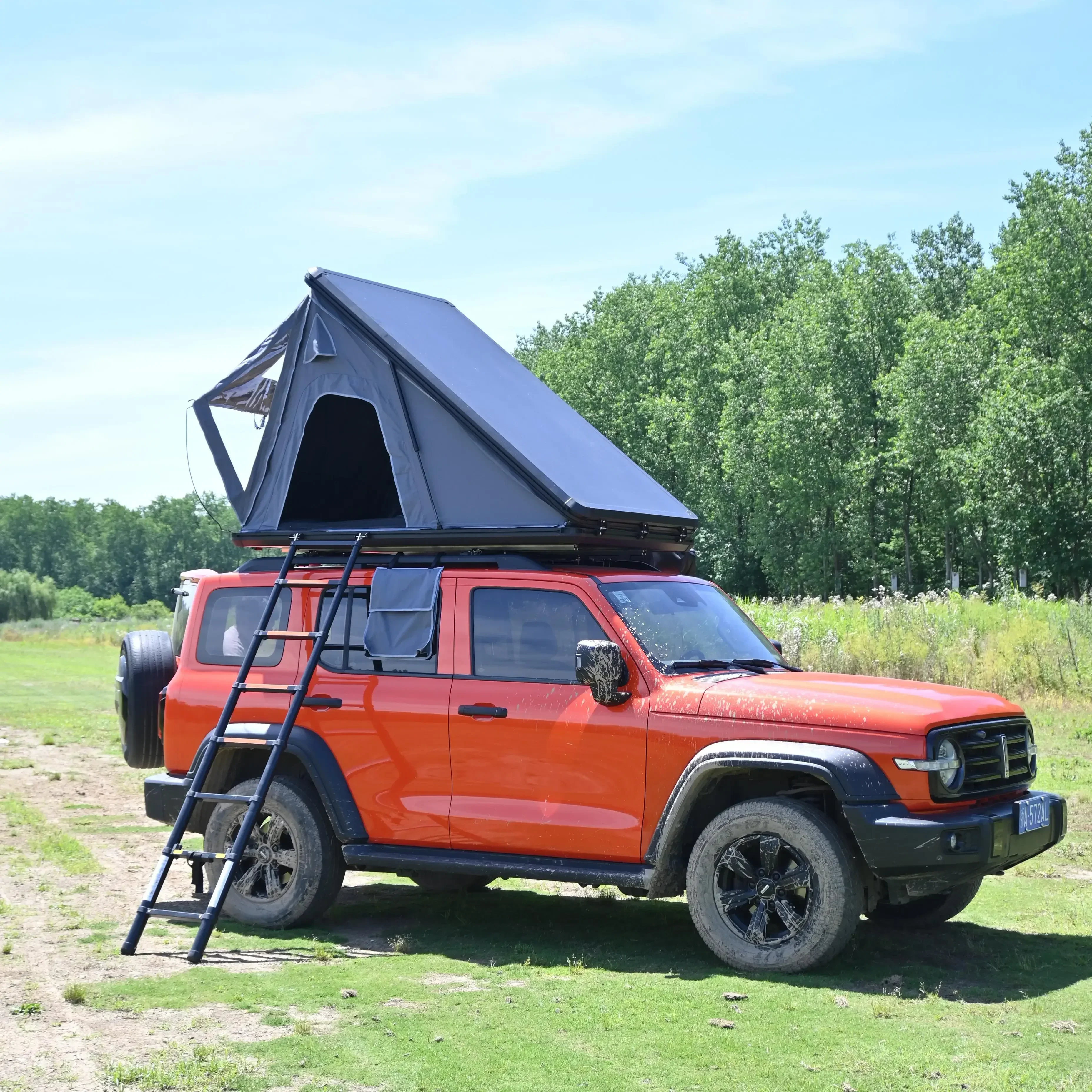 4 Seasons SUV Outdoor Camping Roof Top Tent Aluminium Hard Shell Folding Car