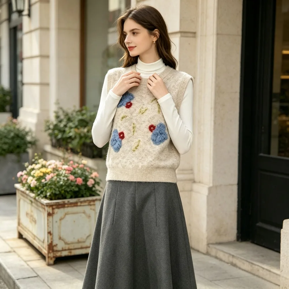 Elegant Embroidered Women Wool Knitted Sleeveless Vest Crew Neck Sweater Waistcoat Autumn Winter Casual Daily Layering Outfit
