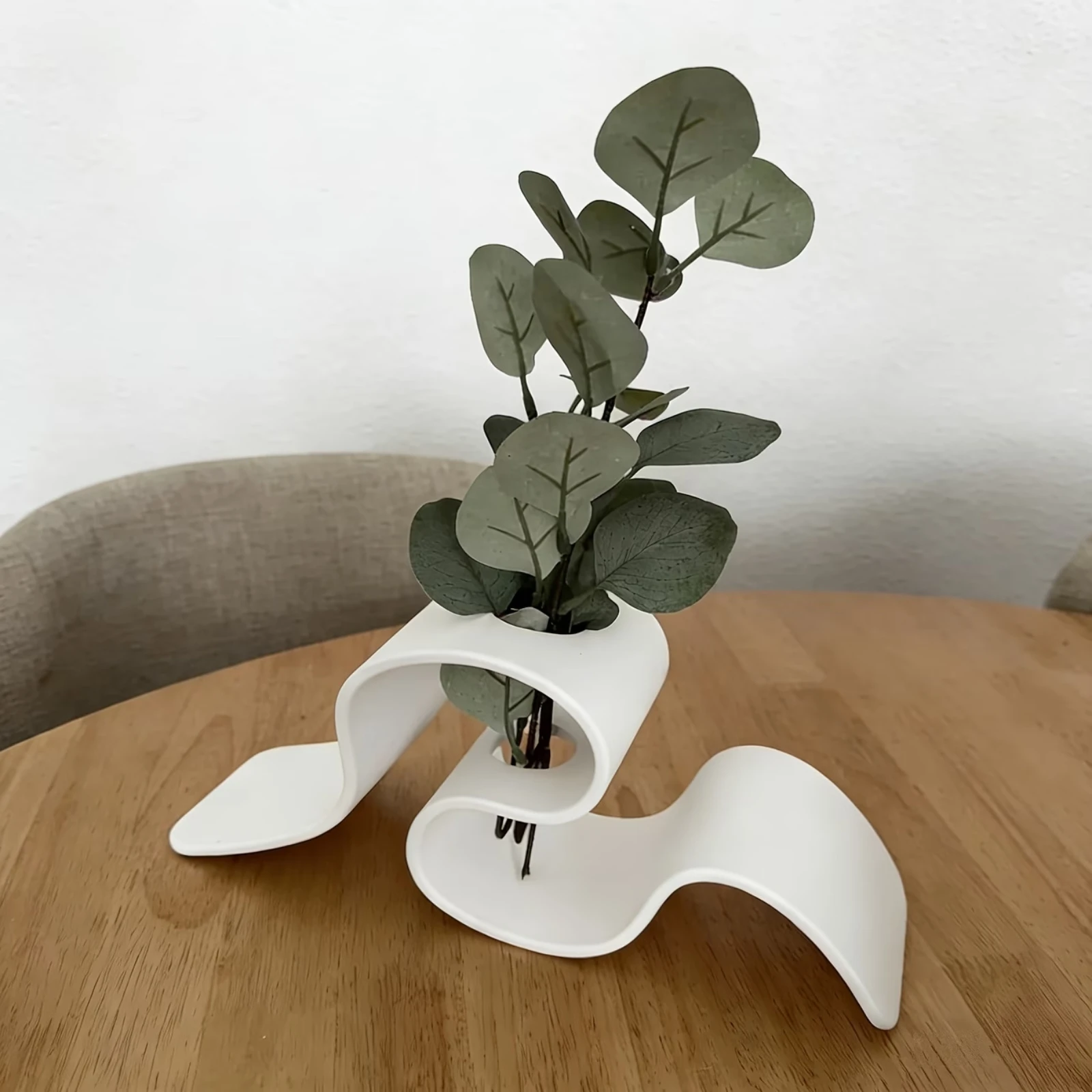 Flower Holder with Open Channel Curved Sculptural Flower Holder Decor Minimalist for Decorators, Shelf, Desk