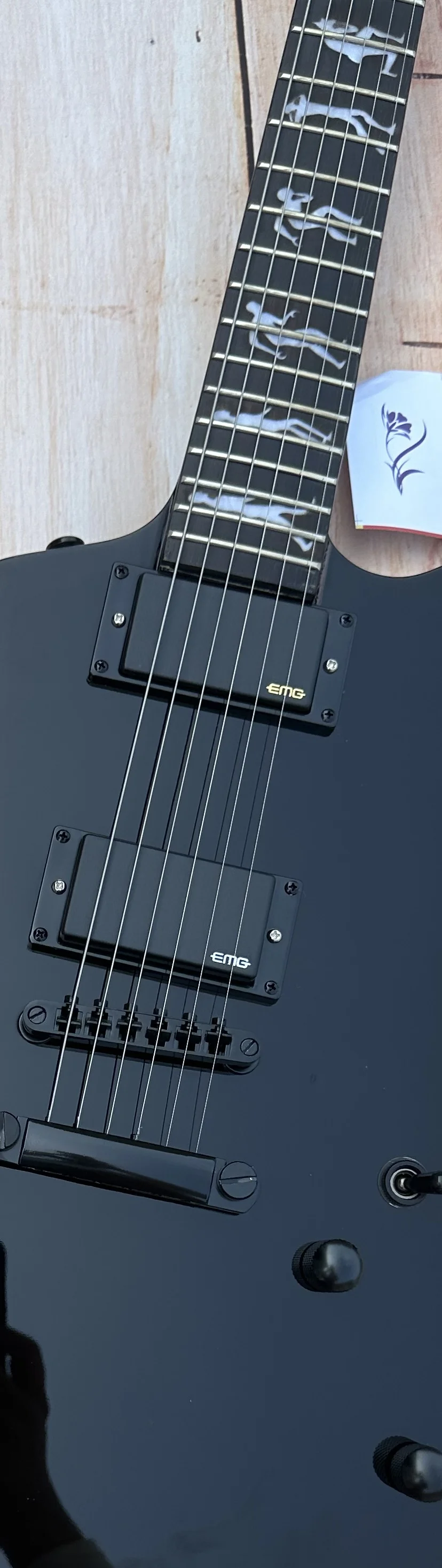 Irregular electric guitar, blcak, Snake inlay, EMG active pickup, in stock, lightning package