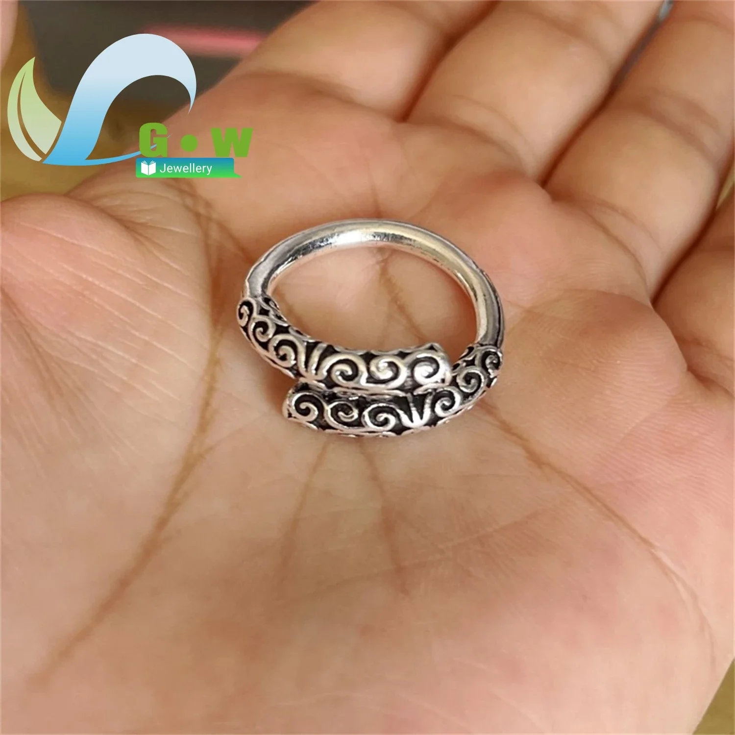 Adjustable Open Gold Hoop Ring Alloy Tight Band Retro Style Mythical Warrior Inspired Couple Ring Unisex Fashion Jewelry Gift