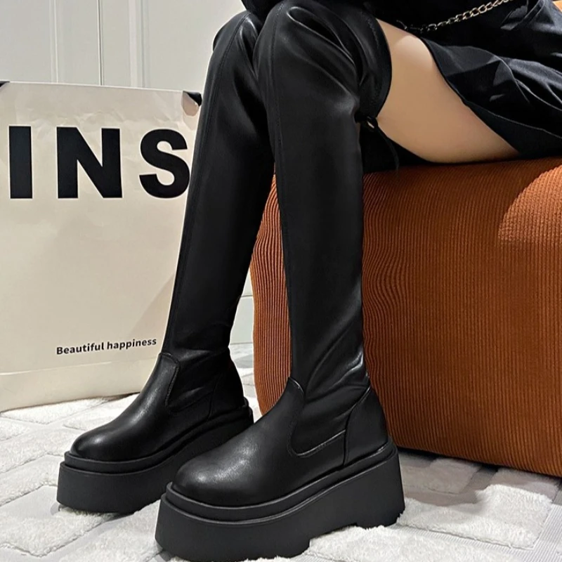 

In Winter 2025, Ladies' Thick-soled Sleeve Over-the-knee Boots Are Fashionable and Non-slip Gothic Style Leisure Fashion Boots.