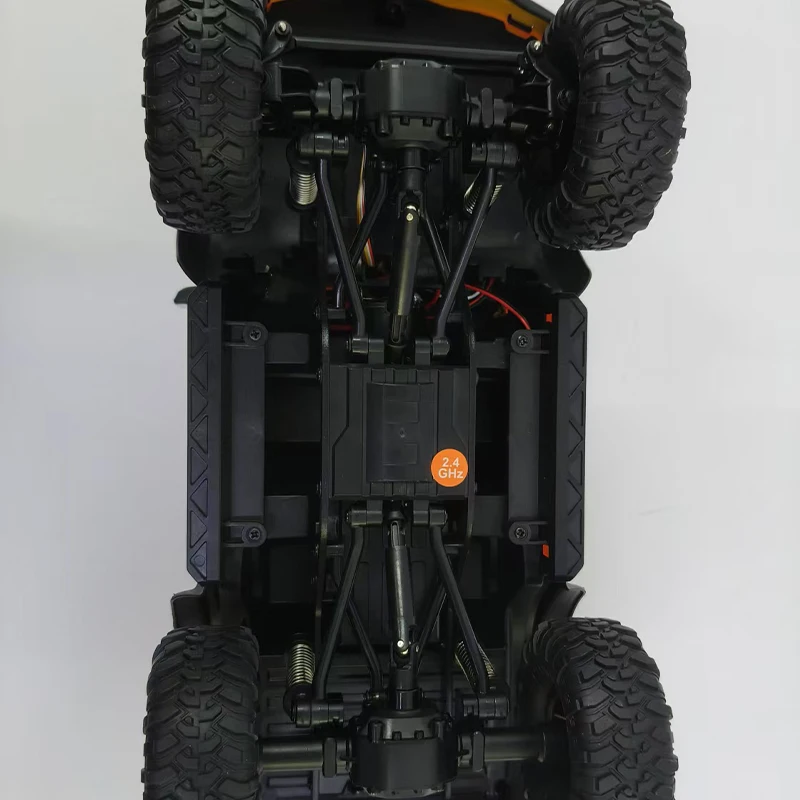 HB R1601 Rc Car 1:16 Rc Offroad 4x4 Bronco Defender Simulation Car Model With Metal Frame And lamp Group Car Toys For Boys Adult