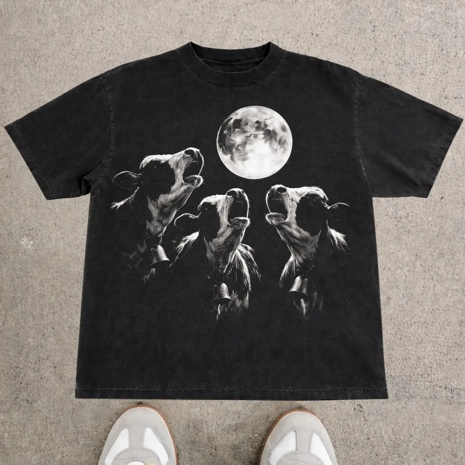 Vintage Washed Black Three Cows Howling At Moon T Shirt 90s Style Farm Life Humor Rustic Country Animal Aesthetic vintage