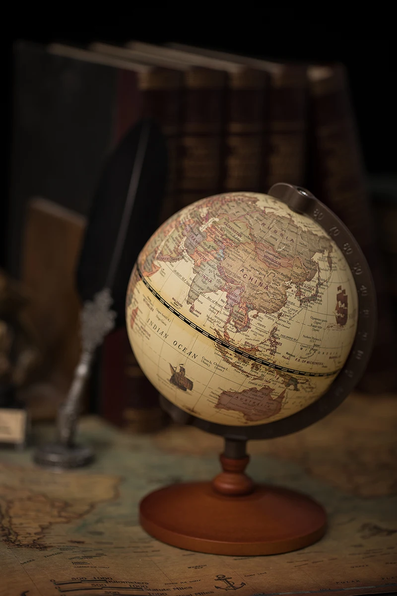 Globe Earth Astronomy Chinese and English 14CM Small Classic Antique Wooden Globe American Student Study Decorative Ornament