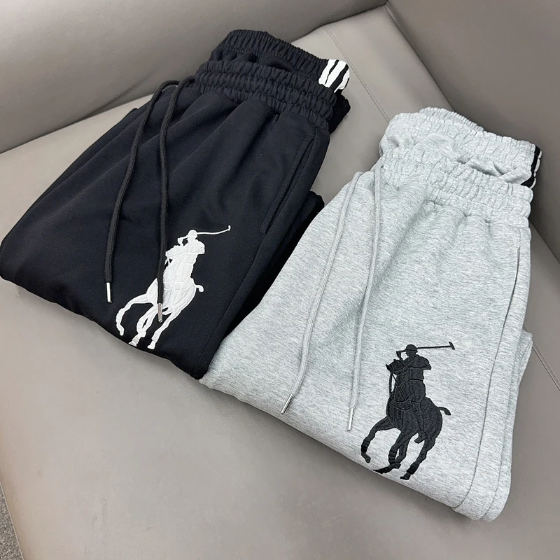 

Вышивка War Horse Knight Label Поддельные две части Повседневные брюки с двойной талией Мужчины Женщины Черные Серые Свободные зауженные брюки на шнурке