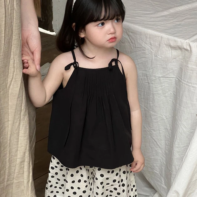 

Girls Blouse 2024 Summer New Childrens Clothes Korean Style Girl Baby Black Halter Vest Top Casual Simple and All-match