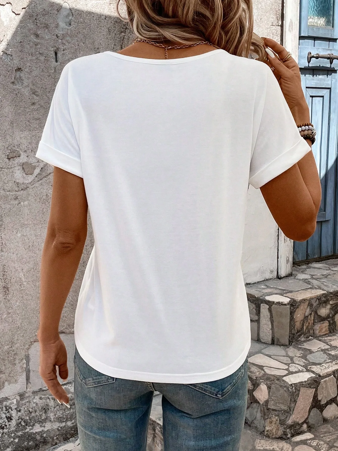 2026 Spring Summer New Women's Fashion Simple Style T-Shirt V-Neck Age-Reducing Casual All-Match Elegant Top