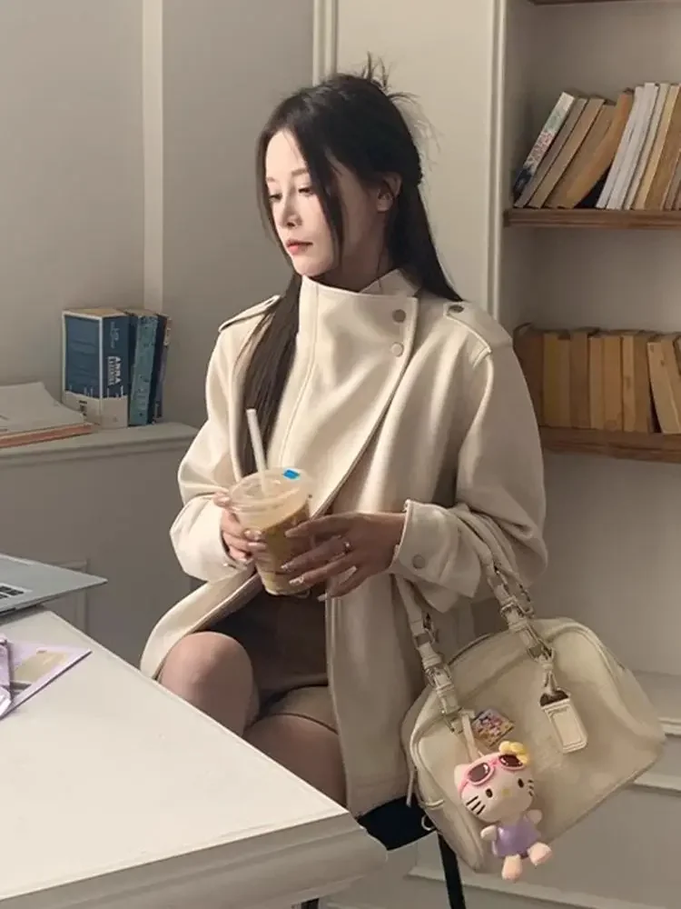 

Leather Jackets Woman Winter Coat Women Thicken Long-Sleeve Plush Ladies Cozy Loose Front Pocket Sweet Minimalist Wash Simple