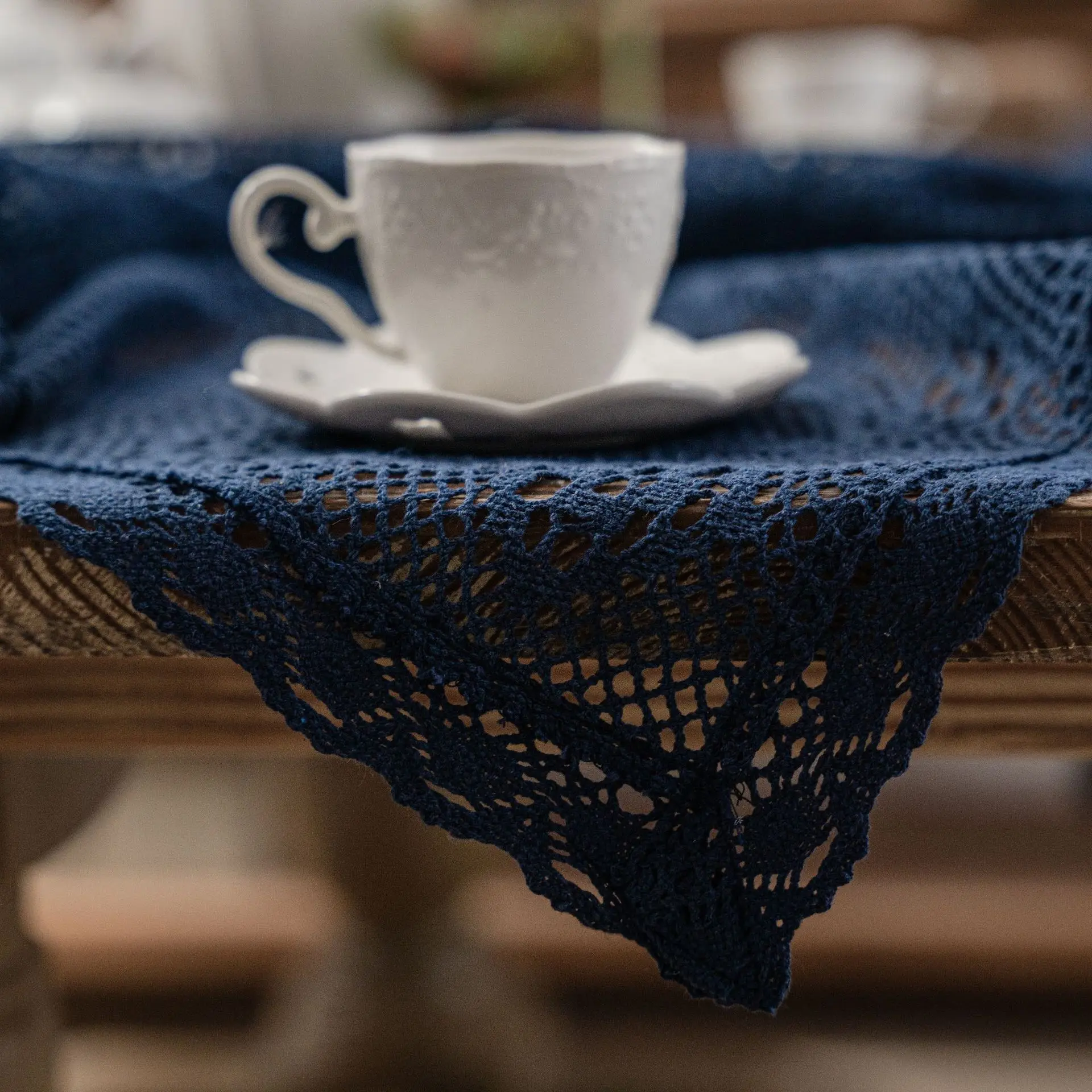 Vintage Tibetan Blue Hollow Lace Round Table Cloth American Crochet Knitted Artistic Table Towel Coffee Table Cover Dust Cloth