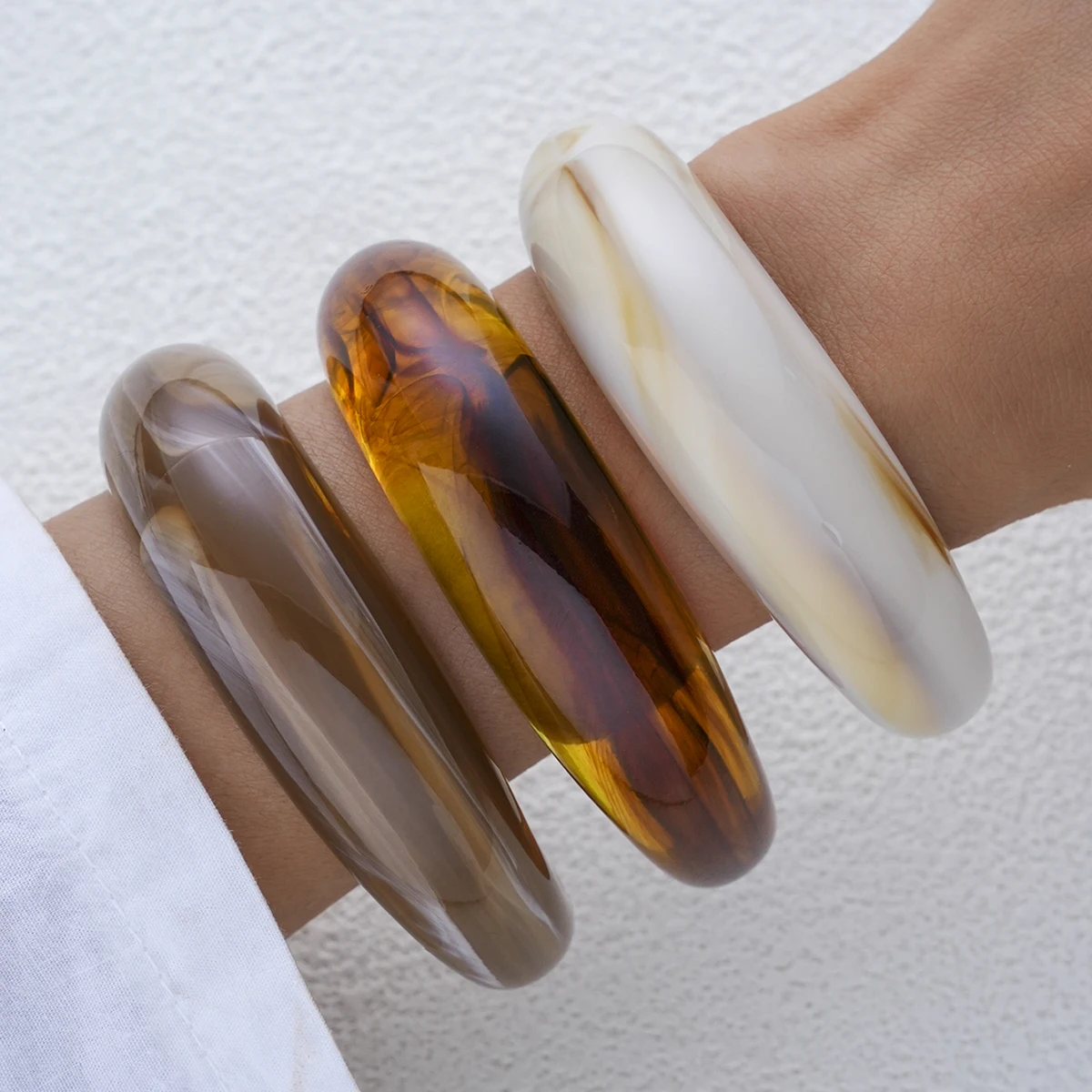 3 Pcs Boho Vintage Coffee Resin Bangle Set Women Chunky Marbling Open Cuffs Seaside Summer Beach Stackable Trendy Jewelry Gifts