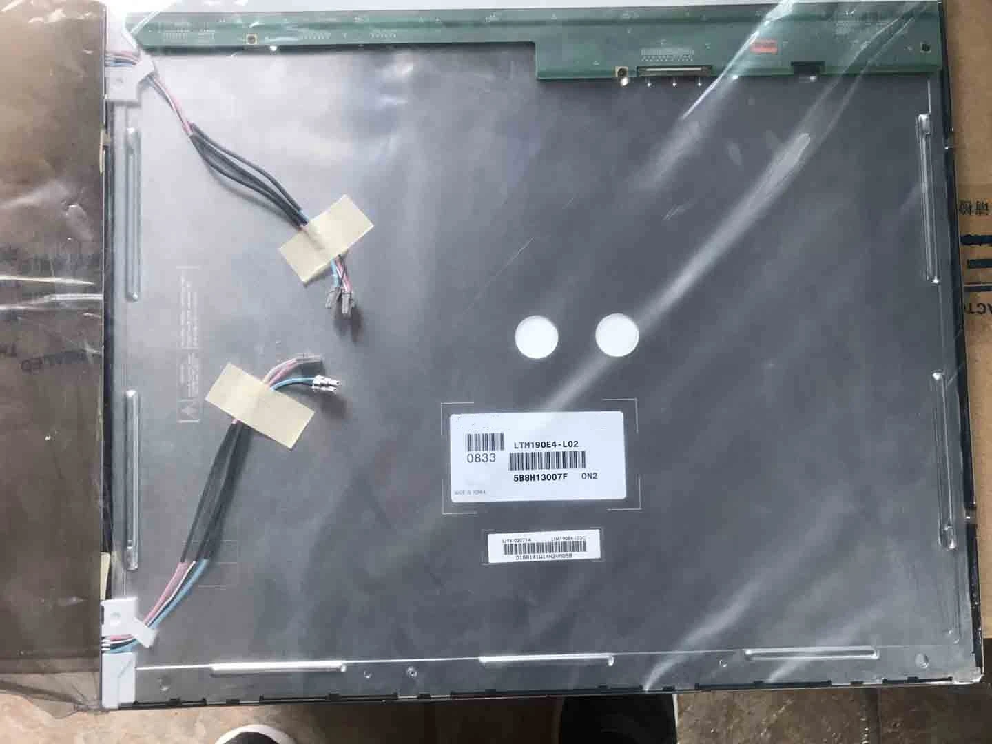 Schermo LCD LTM190E4-L02 originale