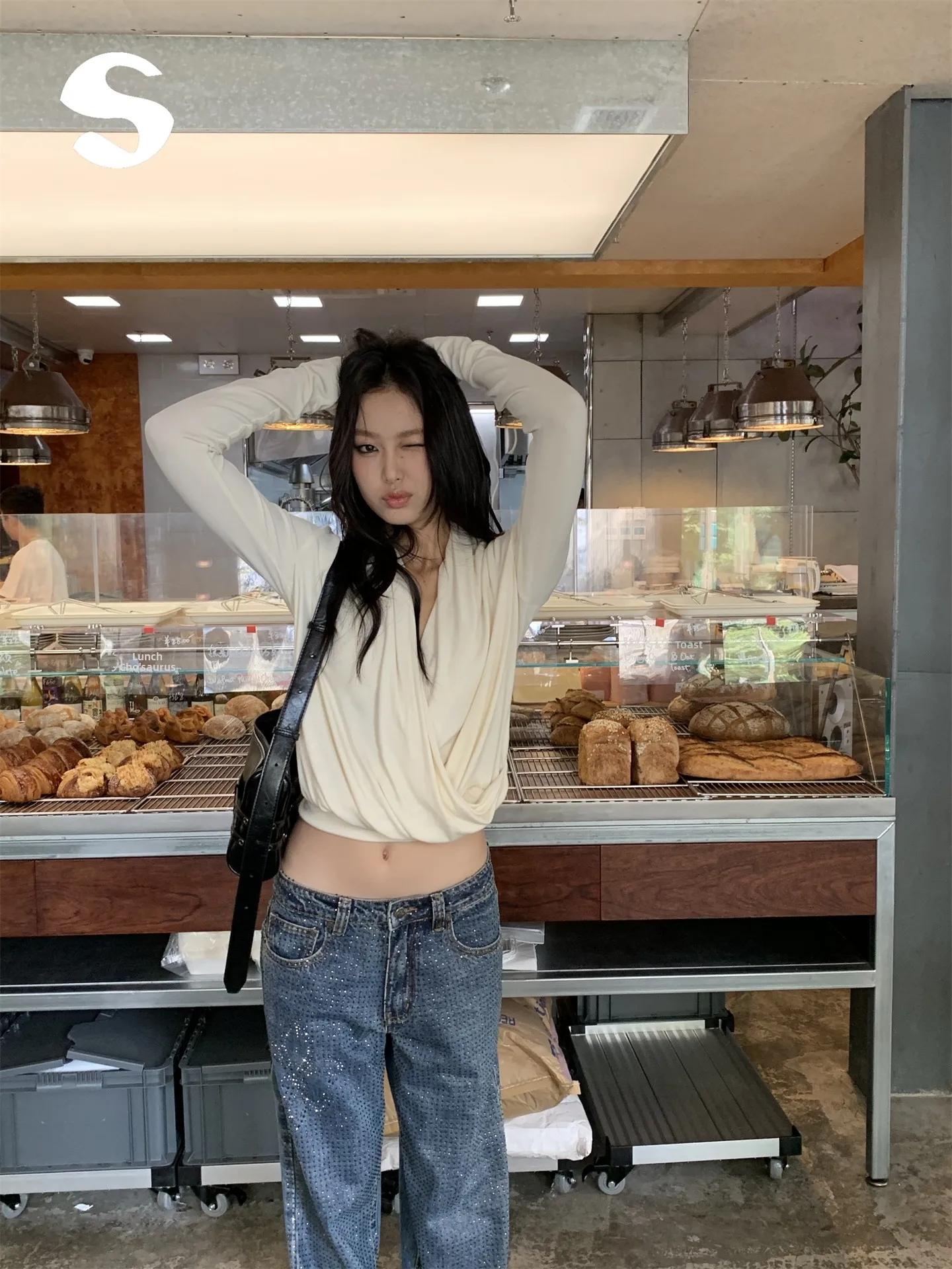 

Женский длинный свек Deep V Ne Cross Design Base irt Внутренняя одежда Bla Цвет Осень Зима Faion Повседневный топ Sp at