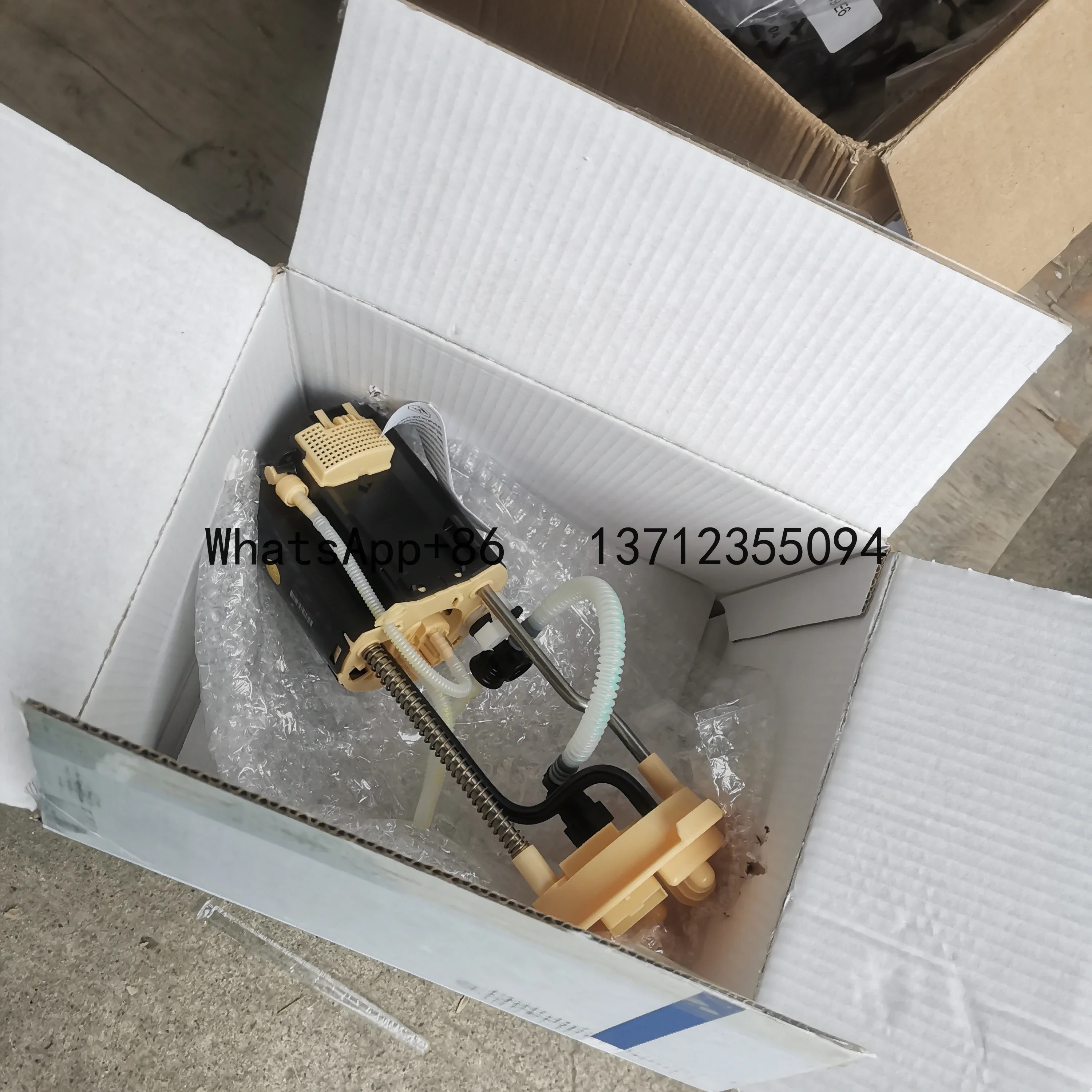 

Топливный насос VDO для LAND ROVER DEFENDER LR030039