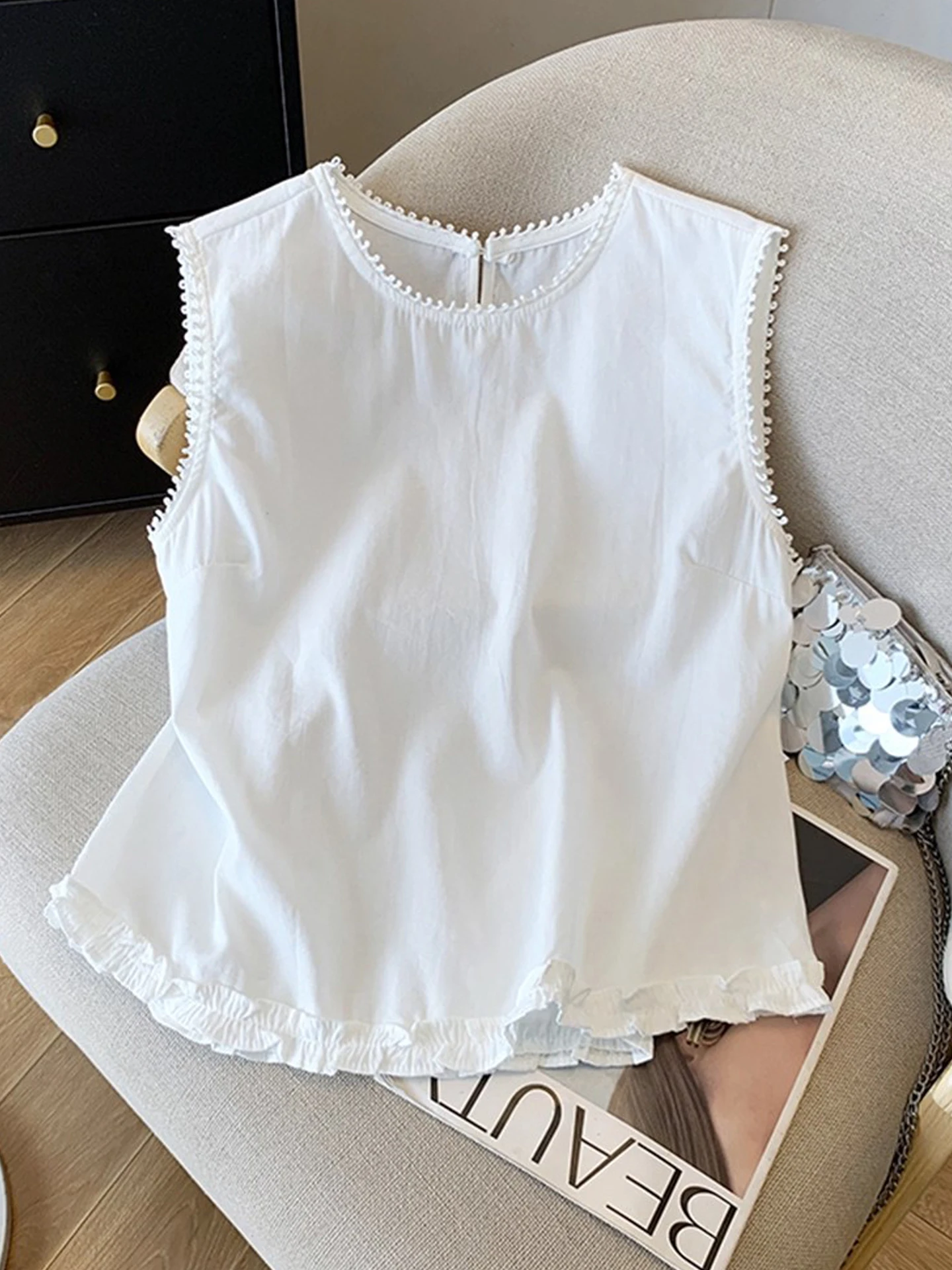 

Шикарный простой красивый белый круглый жилет Ne Svel, женский летний жилет Irt, повседневный топ Agel с верхом, корейская версия...