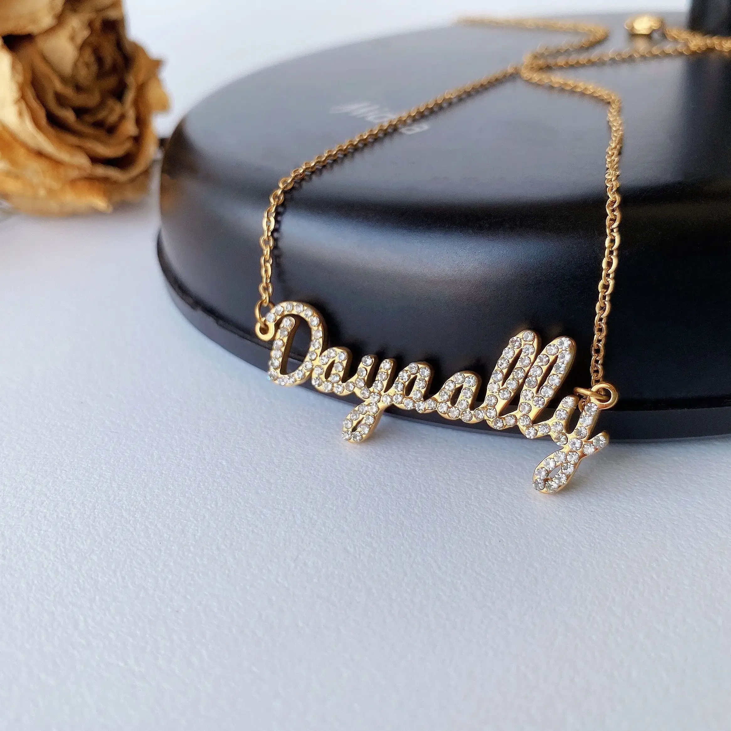 

Custom Name Necklace Personalized Diamond Iced Out Pendant Stainless Steel Gold Crystal Nameplate Bling Necklace For Women Gift