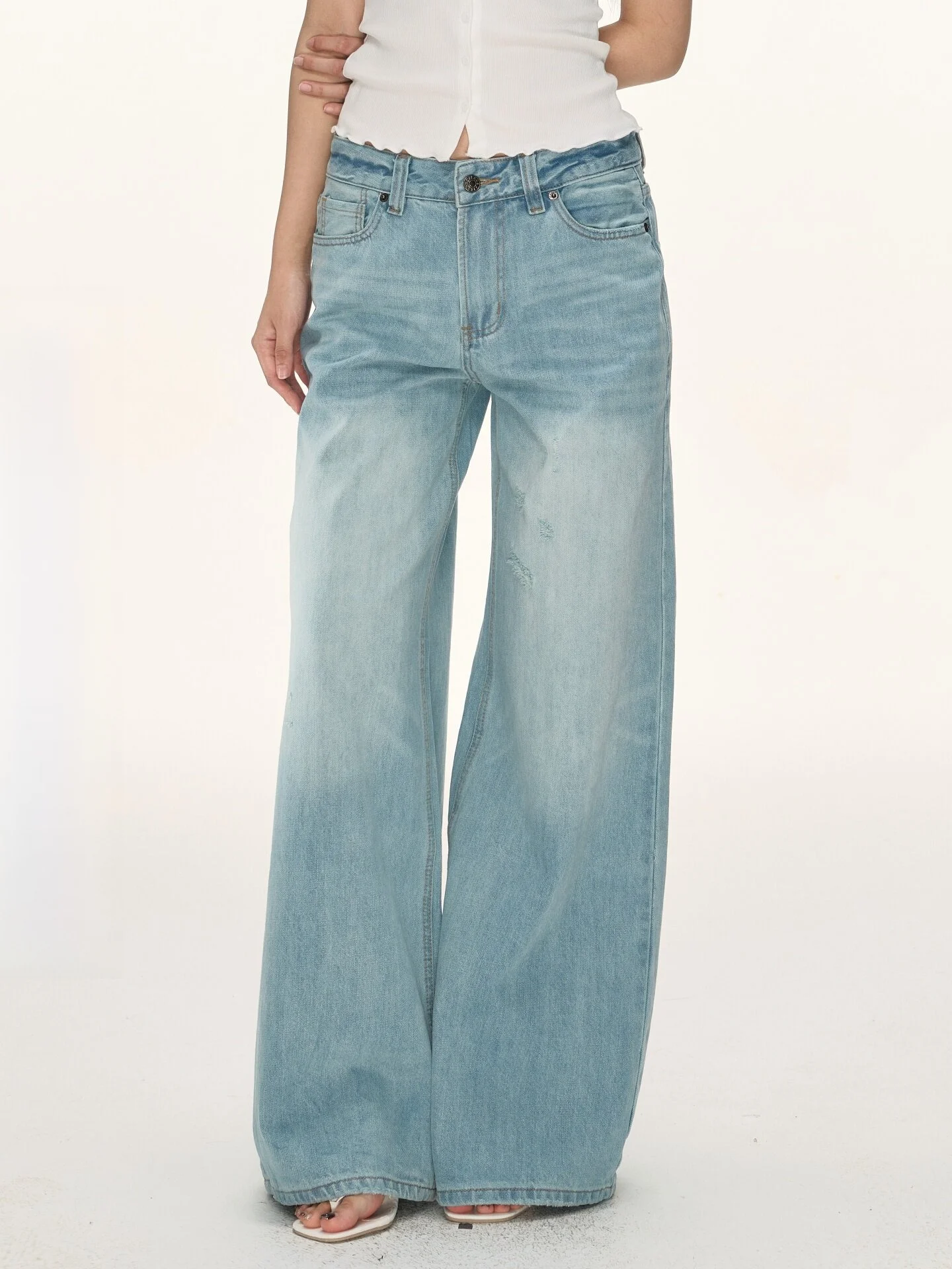 

Nova B Light Wash Wide Leg Denim Jeans Women's High Waist Loose Fit Straight Leg Micro Flare Pants Spring Collection