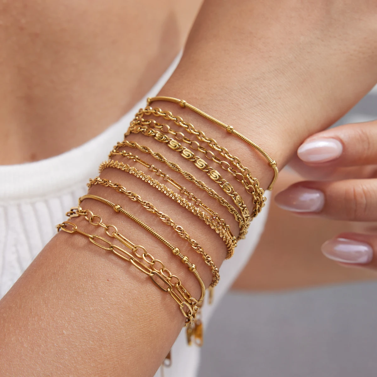Yori Stainless Steel Basic Bracelet for Women 18k Gold Plated Waterproof Fashion Bling Jewelry Wholesale
