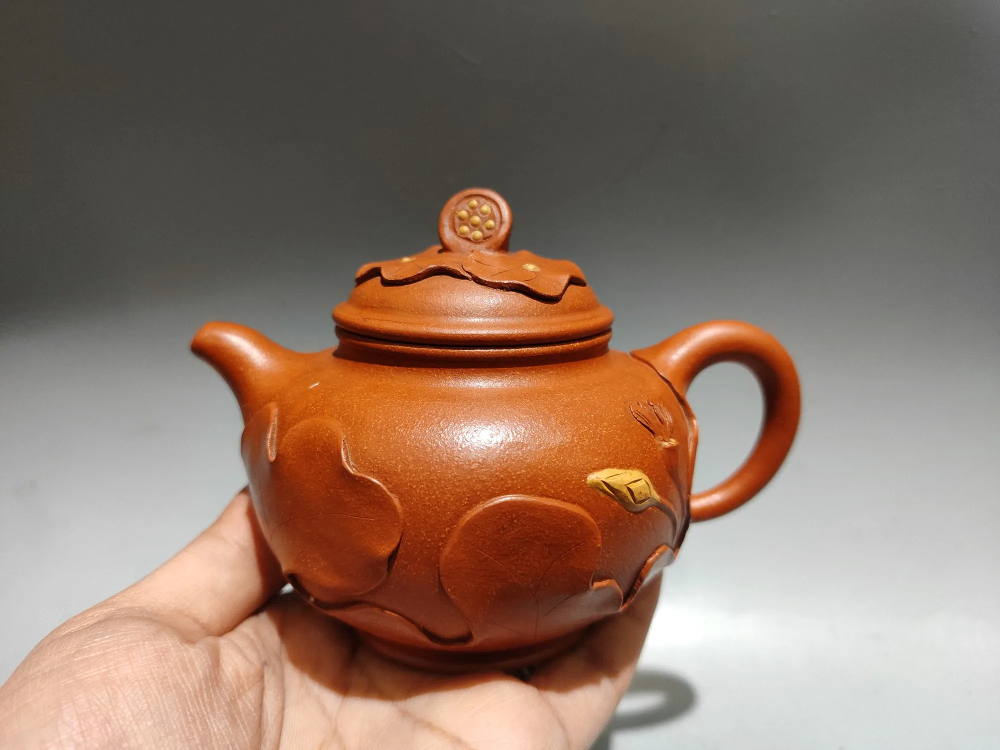 Yixing Purple Clay Teapot Moonlight over the Lotus Pond Lotus and lotus leaf pattern Lotus pot kettle teapot wine jug Amass weal
