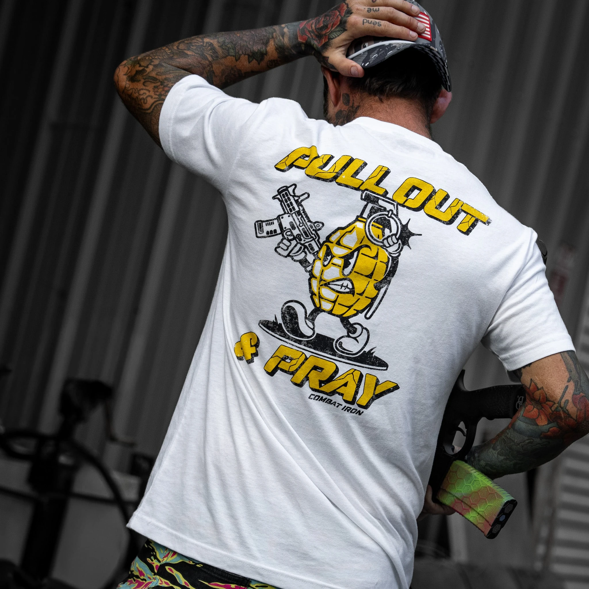 Men's Women's Oversized Crew Neck T-Shirt Pull Out and Pray Grenade Cartoon Gun Tactical Short Sleeve Vintage Casual Tee
