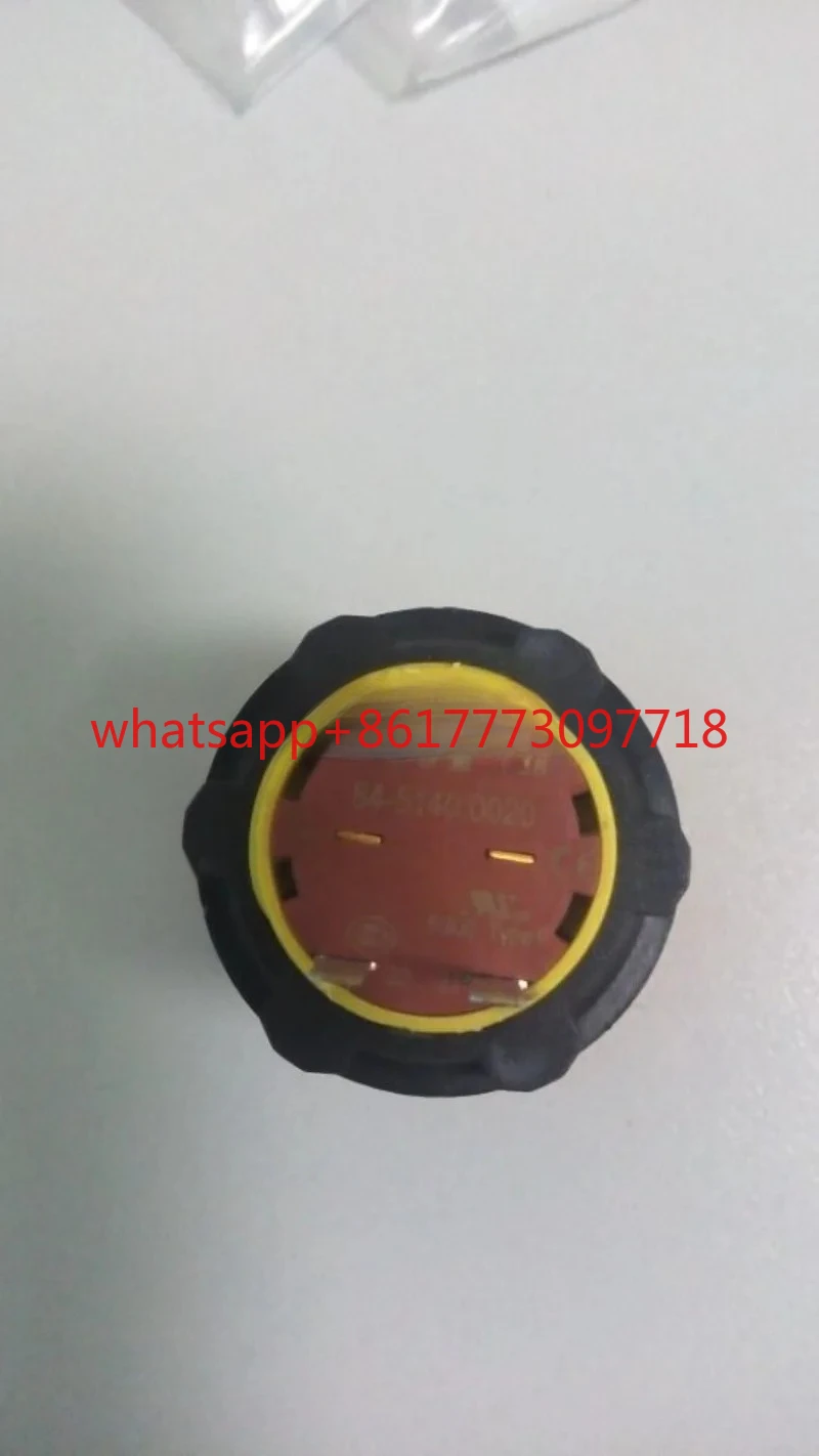 

84-5140.0020 brand new original imported stock EAO button switch 84 series
