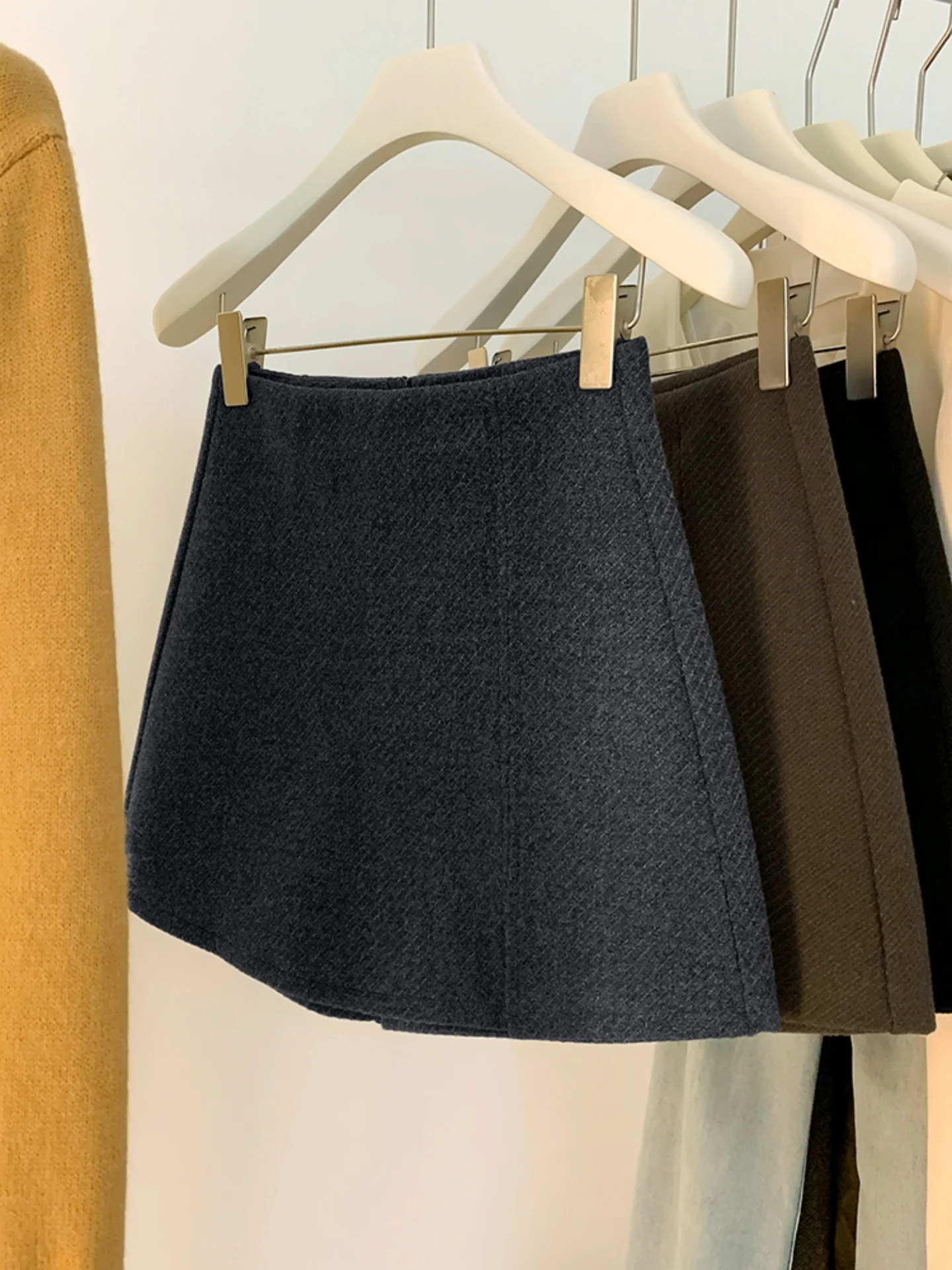 

Женские шерстяные юбка-брюки с высокой талией, утолщенные, в ретро-стиле, А-силуэт, средней длины, весенняя новинка, повседневные, однотонные