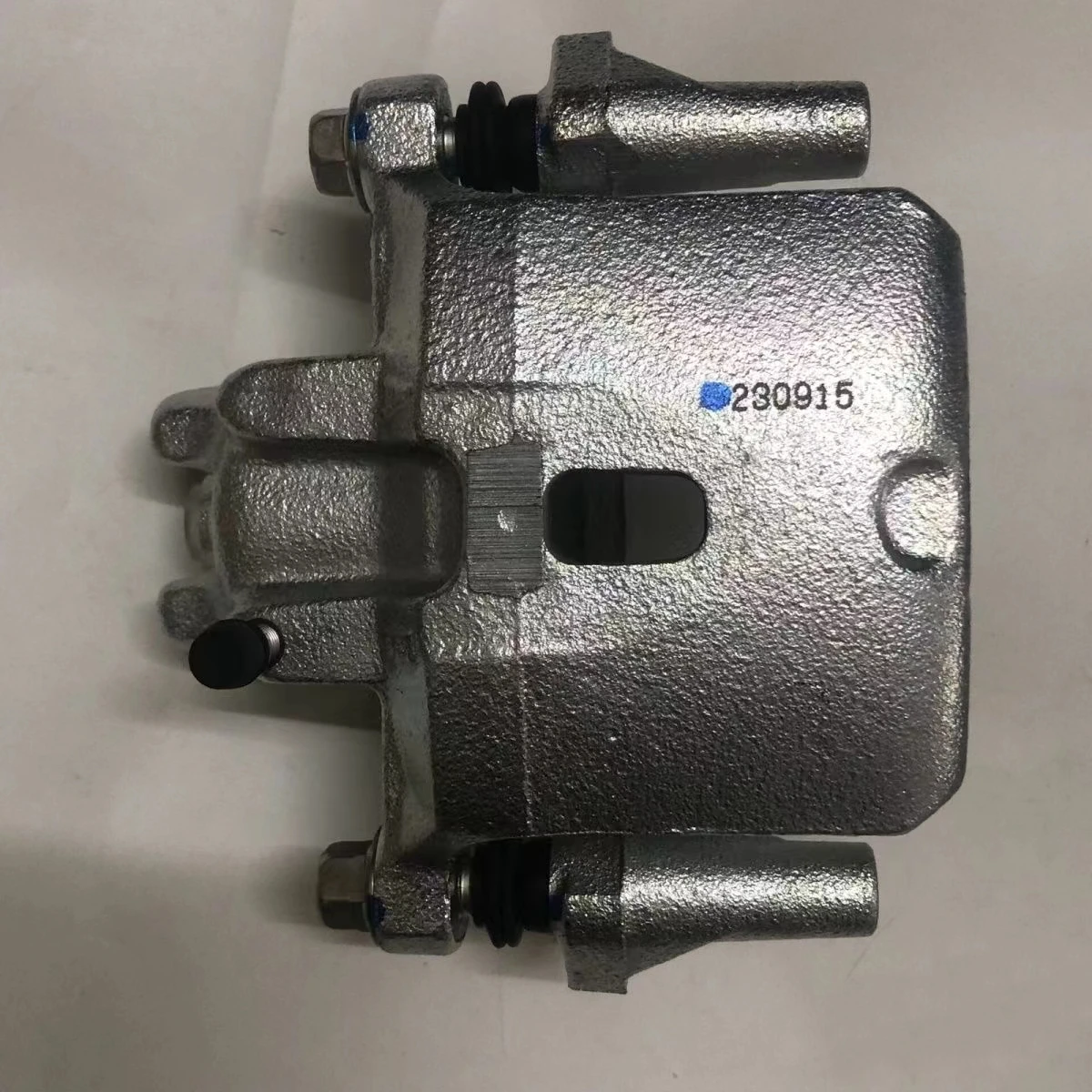 Car Rear Left Right Brake Caliper Assembly For MITSUBISHI PAJERO V65W V75W V87W V97W 2000-2006 MR510542 MR510541