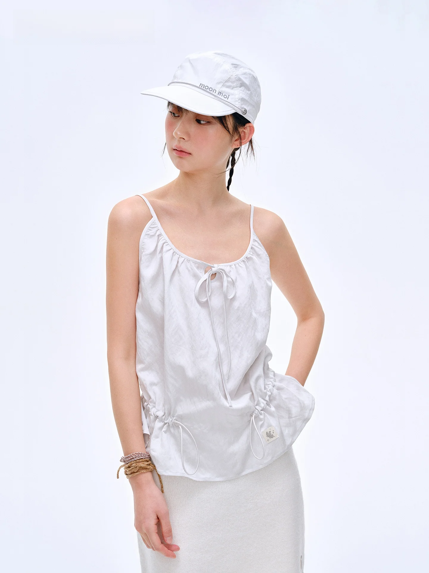 

Легкий свободный топ Moonmoi Sakura Island Tea Talk с рюшами на талии, дышащий, с круглым вырезом, короткий фасон, из ткани Lenzing